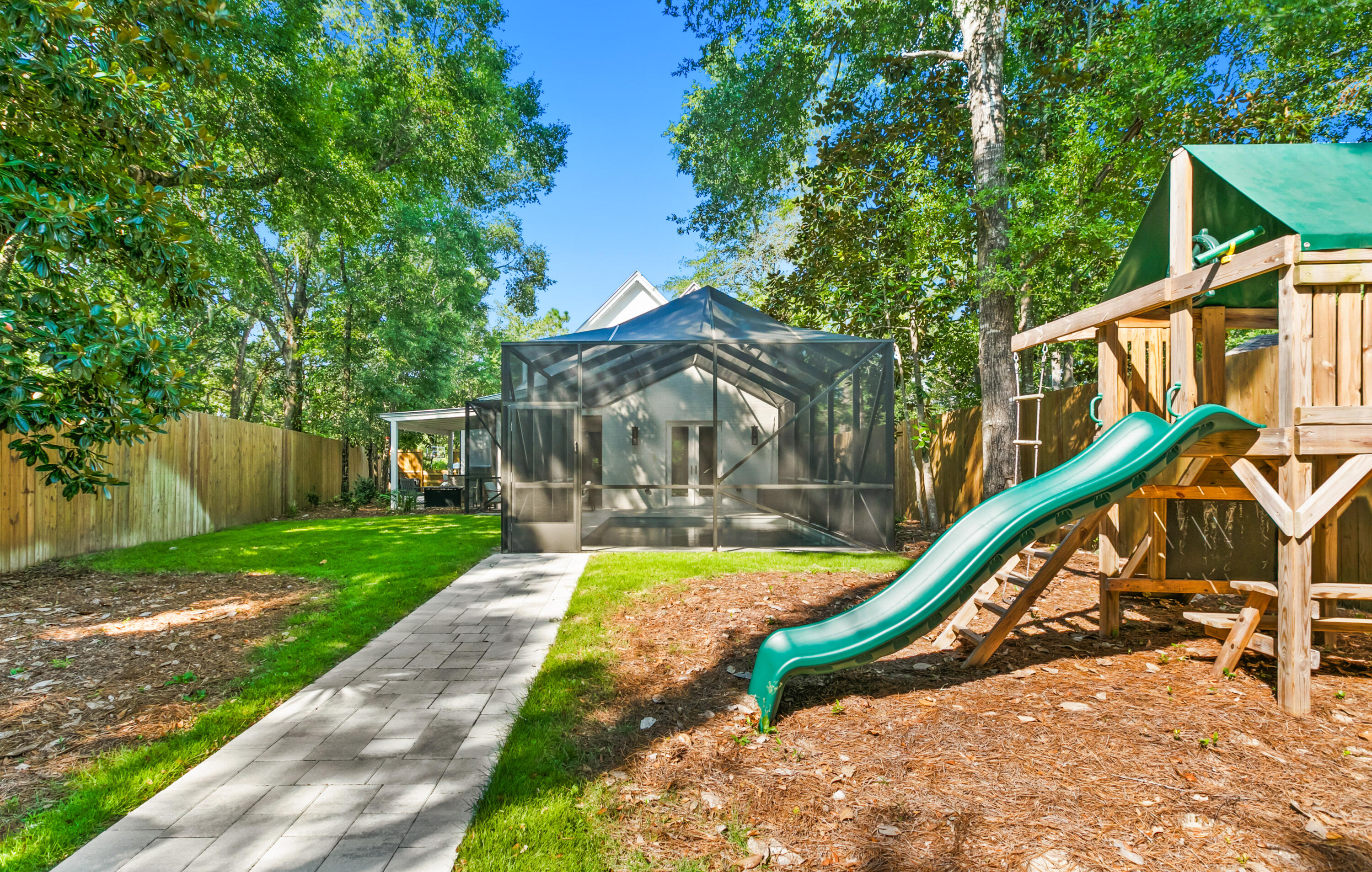 DAUGHETTES AMENDED - Residential
