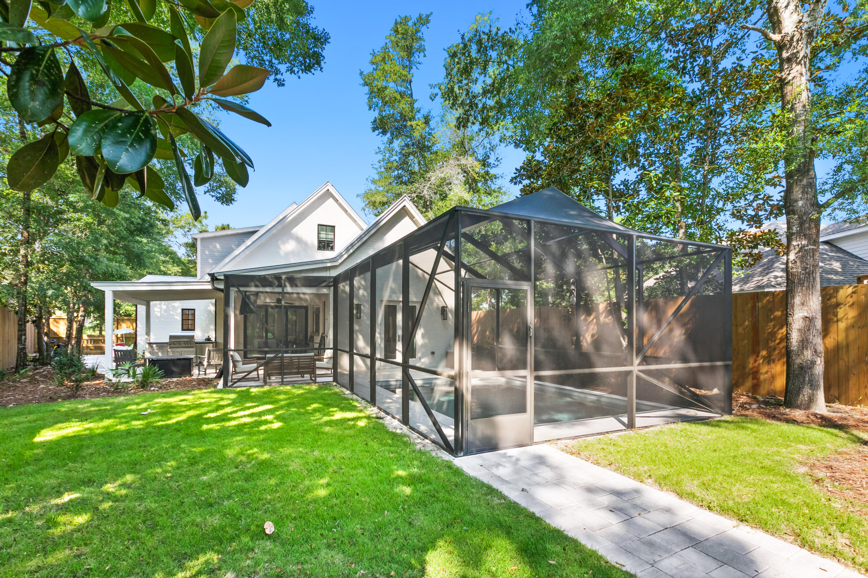DAUGHETTES AMENDED - Residential