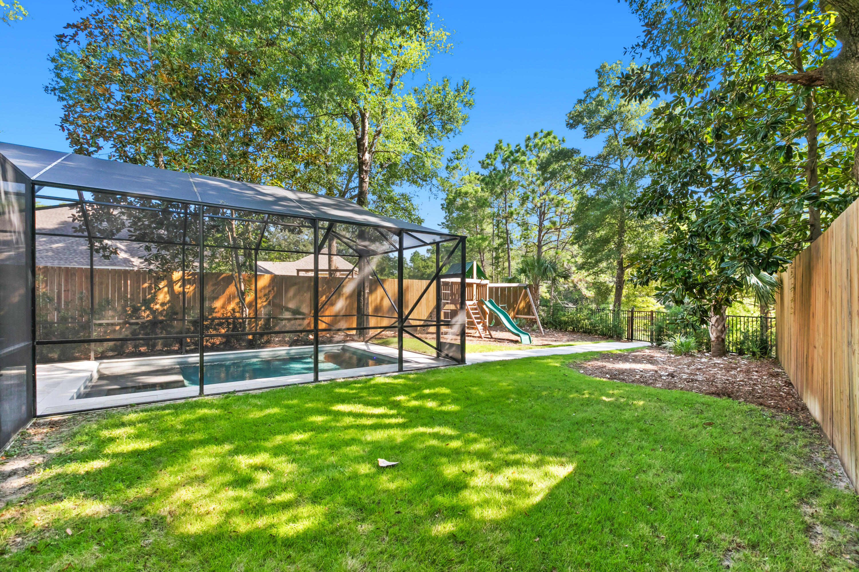DAUGHETTES AMENDED - Residential