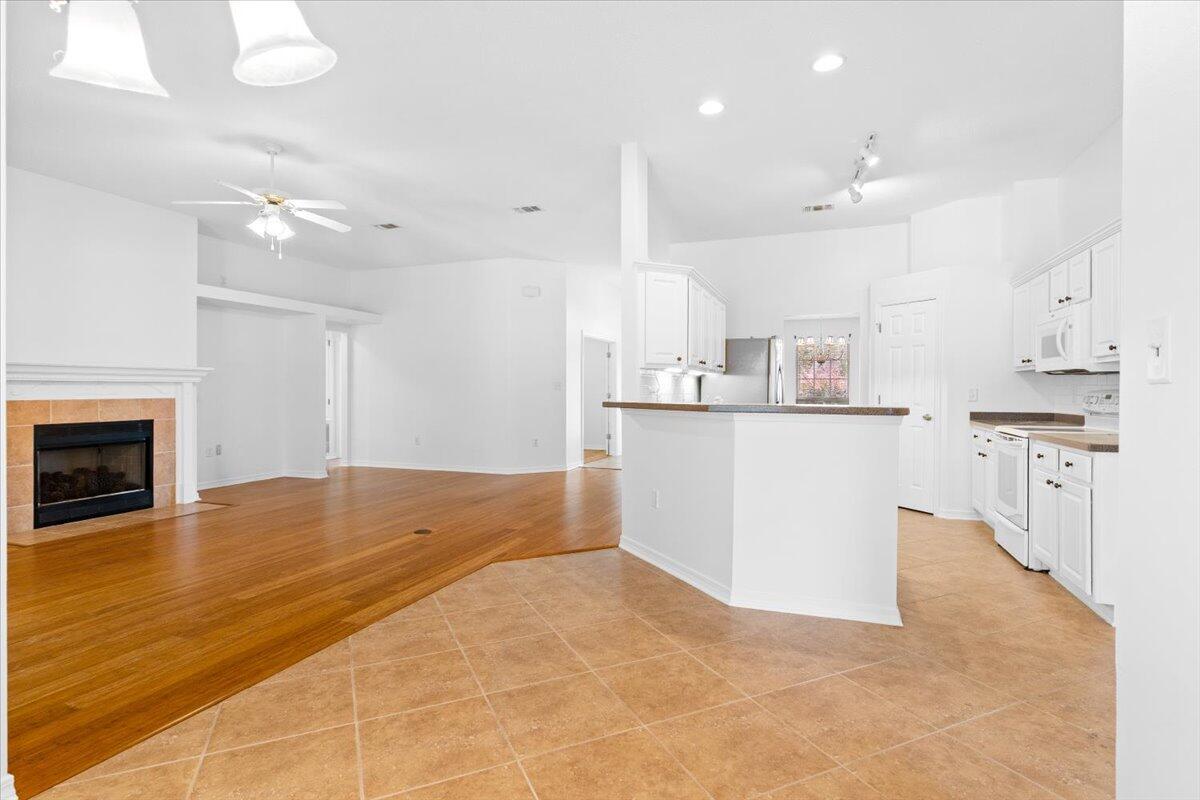 HOLLEY BY THE SEA, 2ND CORR. & AMMEN. - Residential