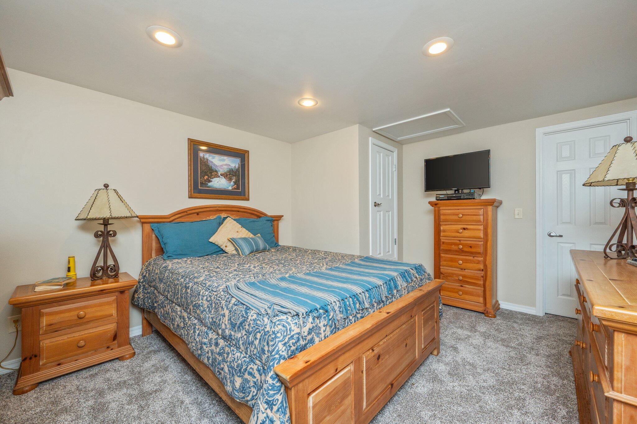 M & B - Residential