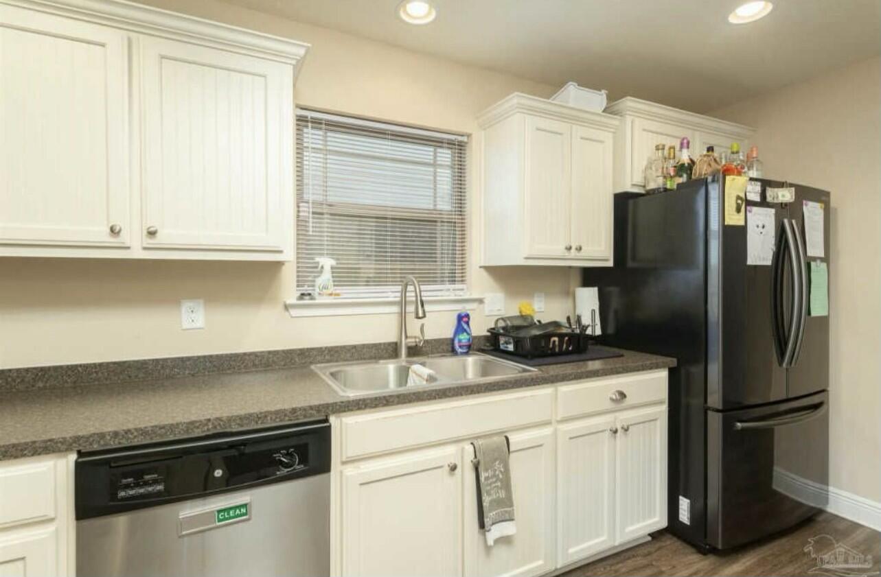 Logan Place - Residential Lease