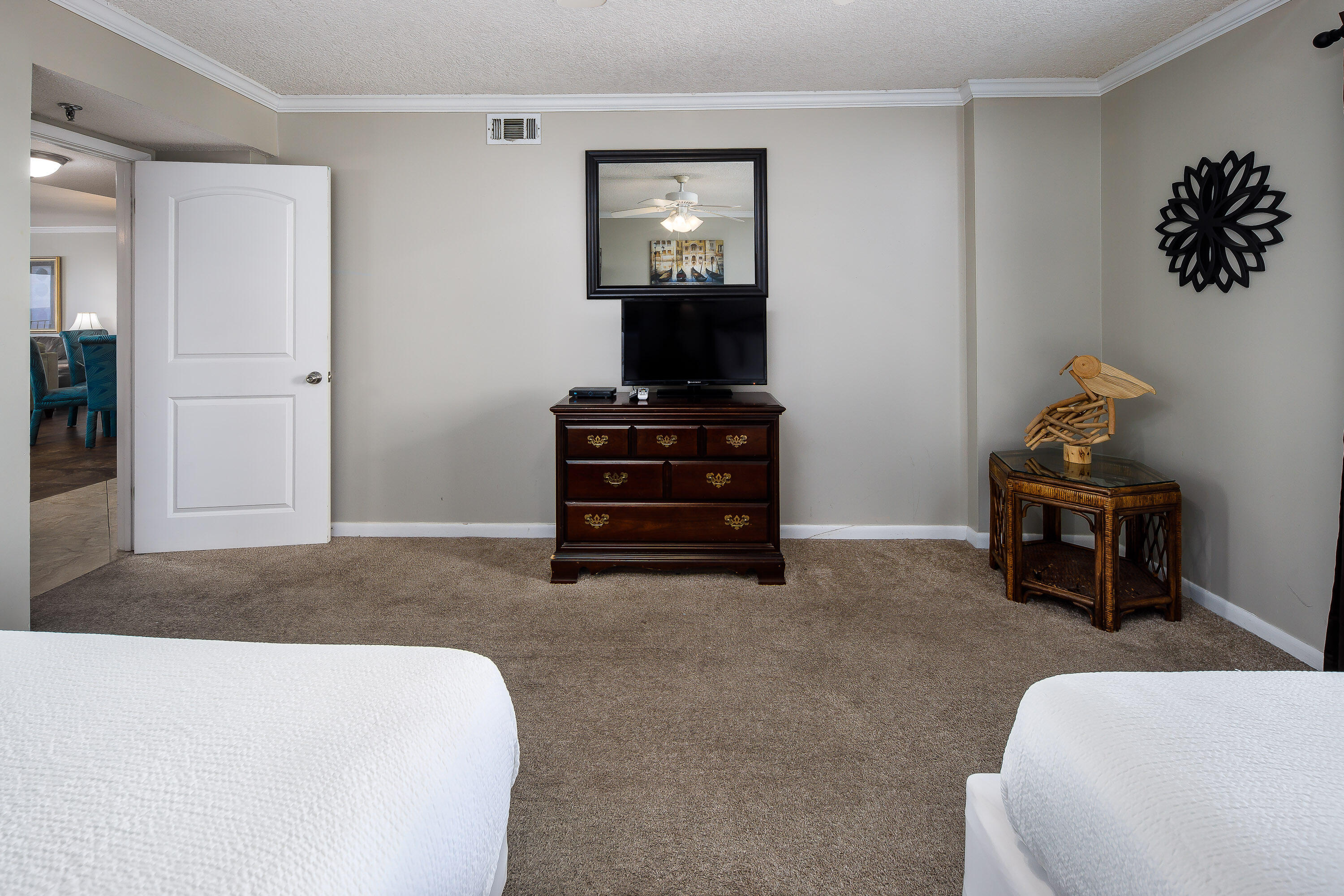 SURF DWELLER CONDO - Residential