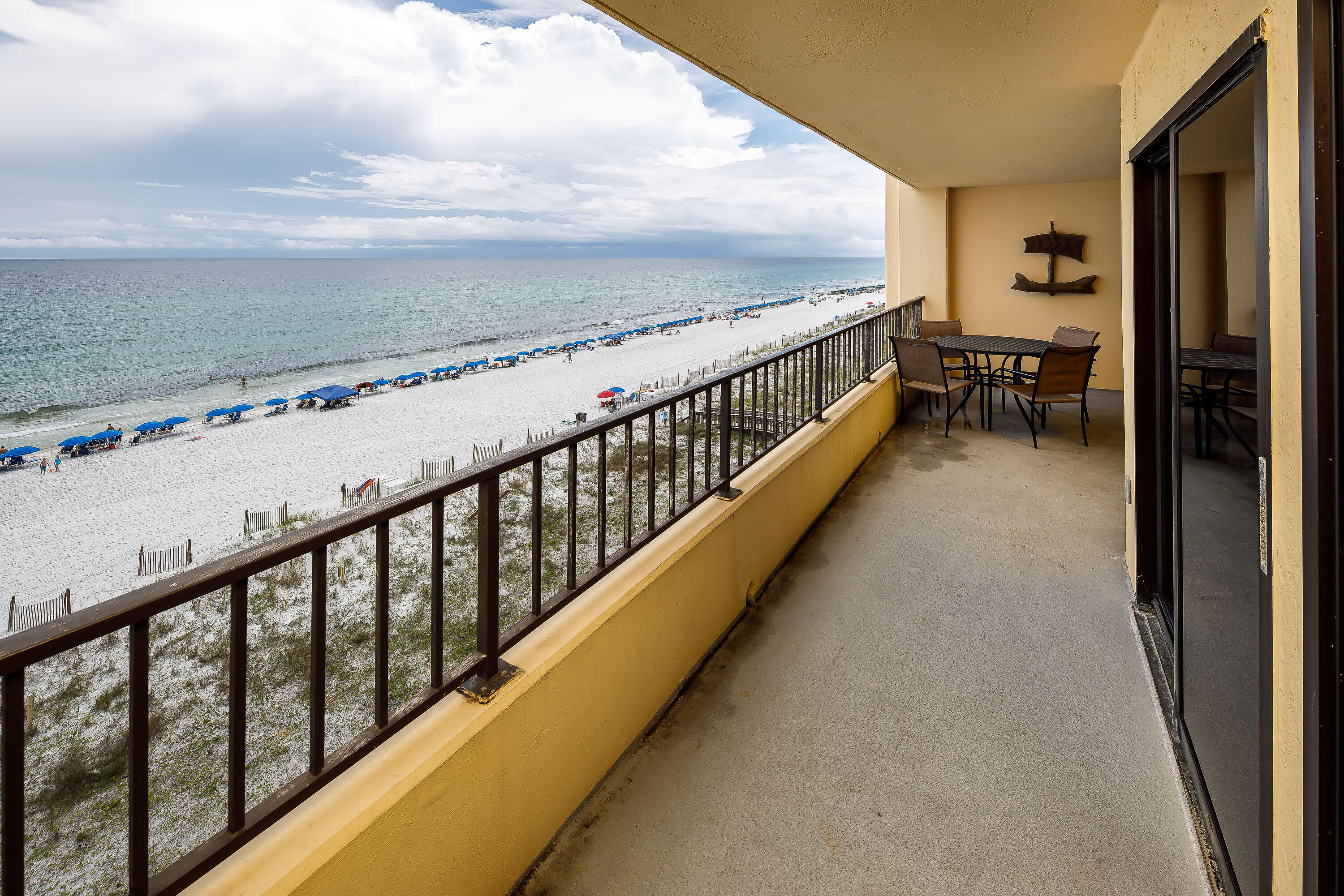 SURF DWELLER CONDO - Residential