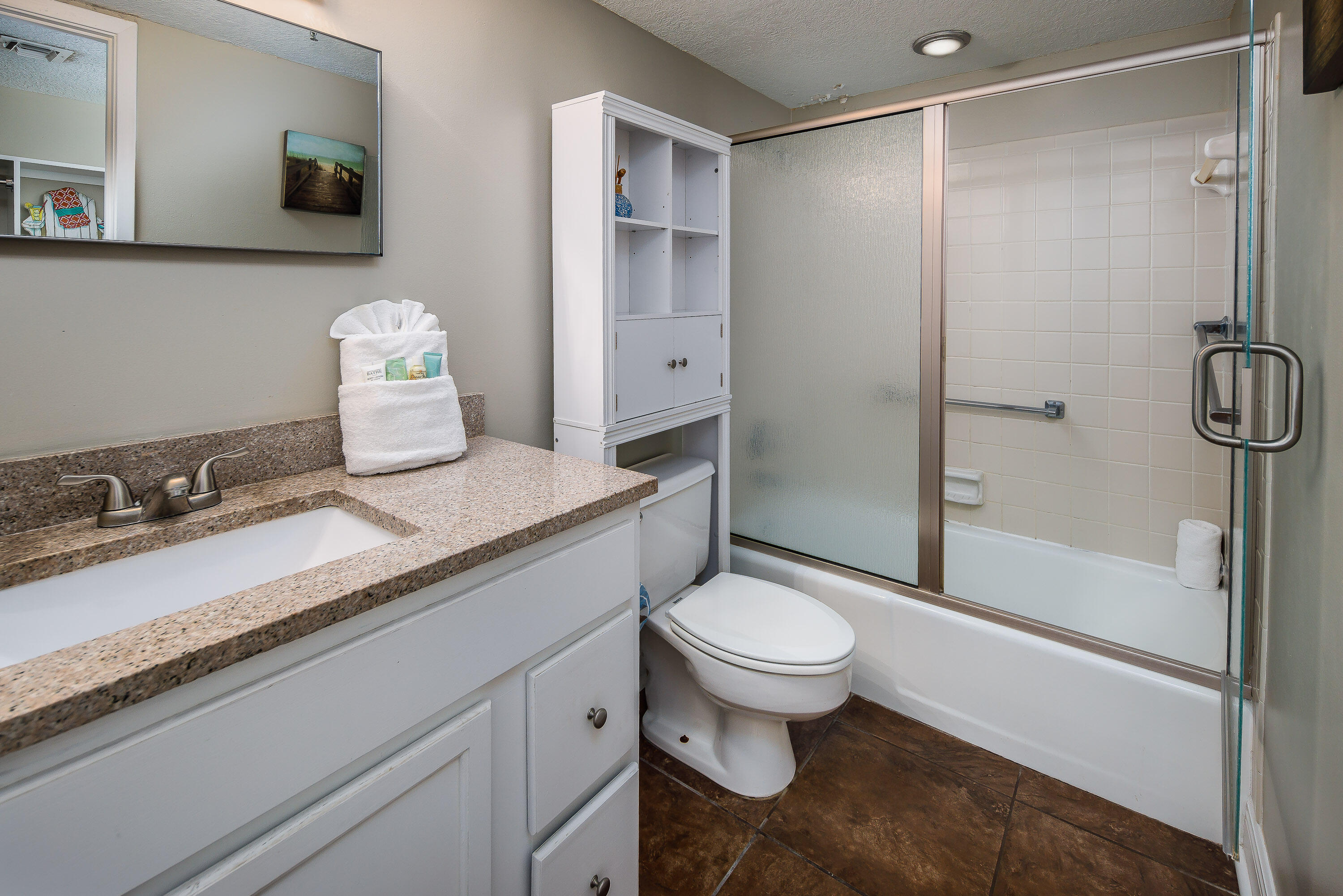 SURF DWELLER CONDO - Residential