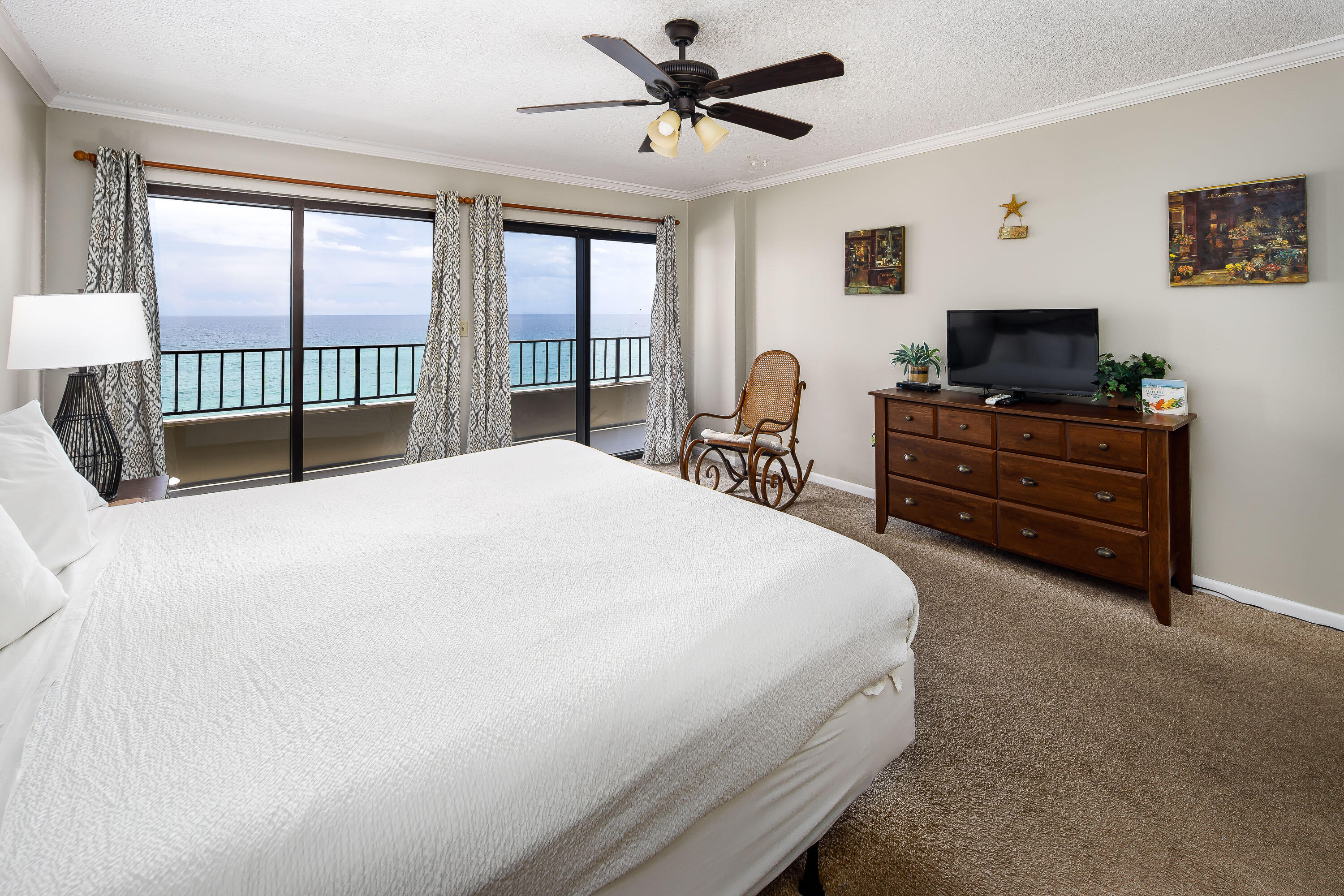 SURF DWELLER CONDO - Residential