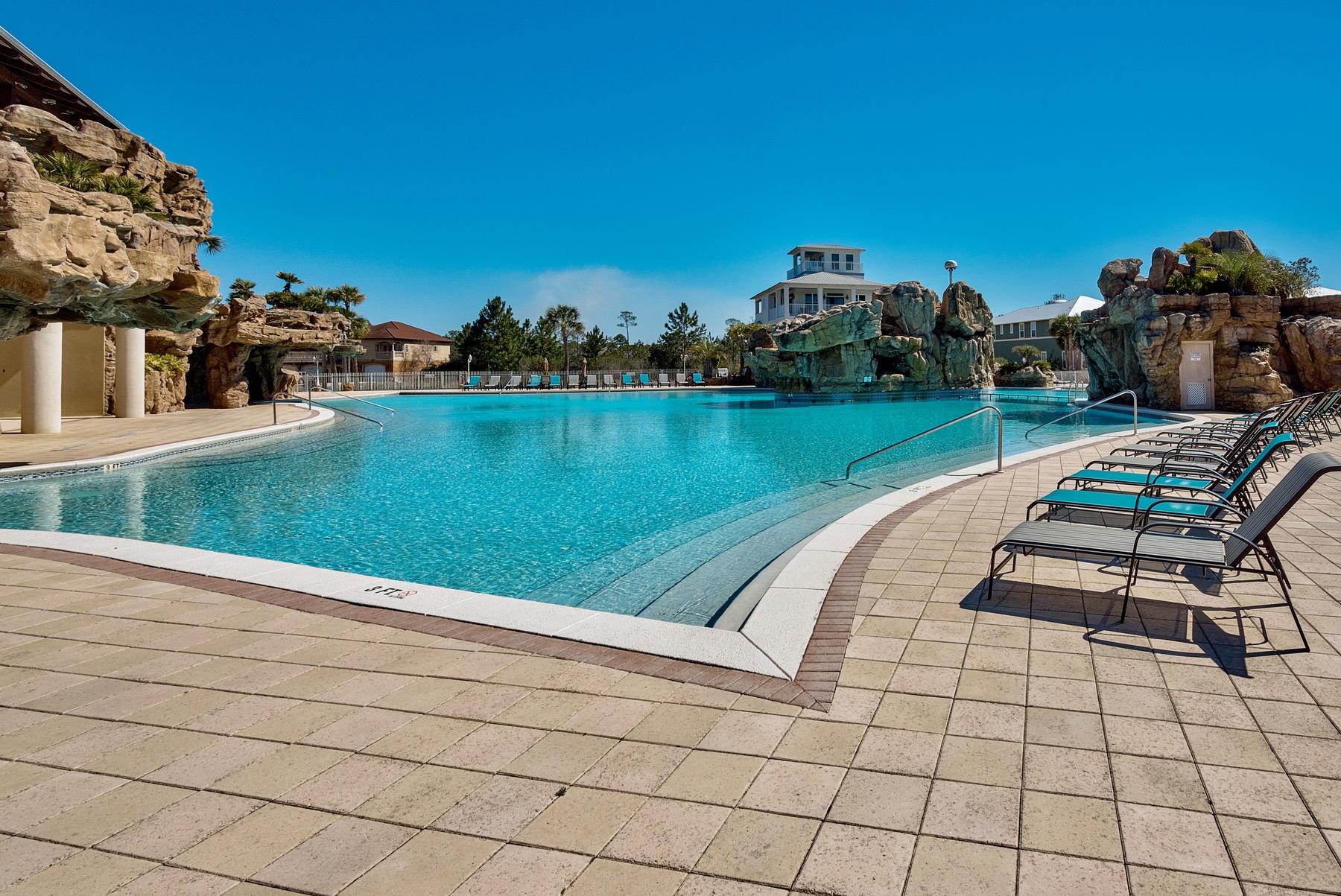 CYPRESS BREEZE PLANTATION - Residential