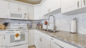 Windward Beach Resort - Residential