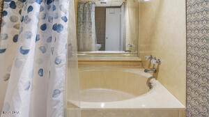 Windward Beach Resort - Residential