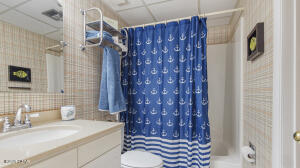 Windward Beach Resort - Residential
