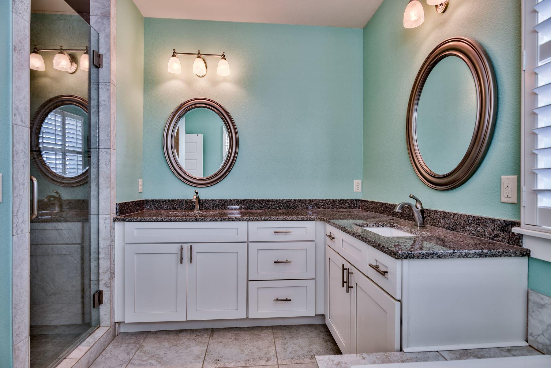 Crystal Shores - Residential