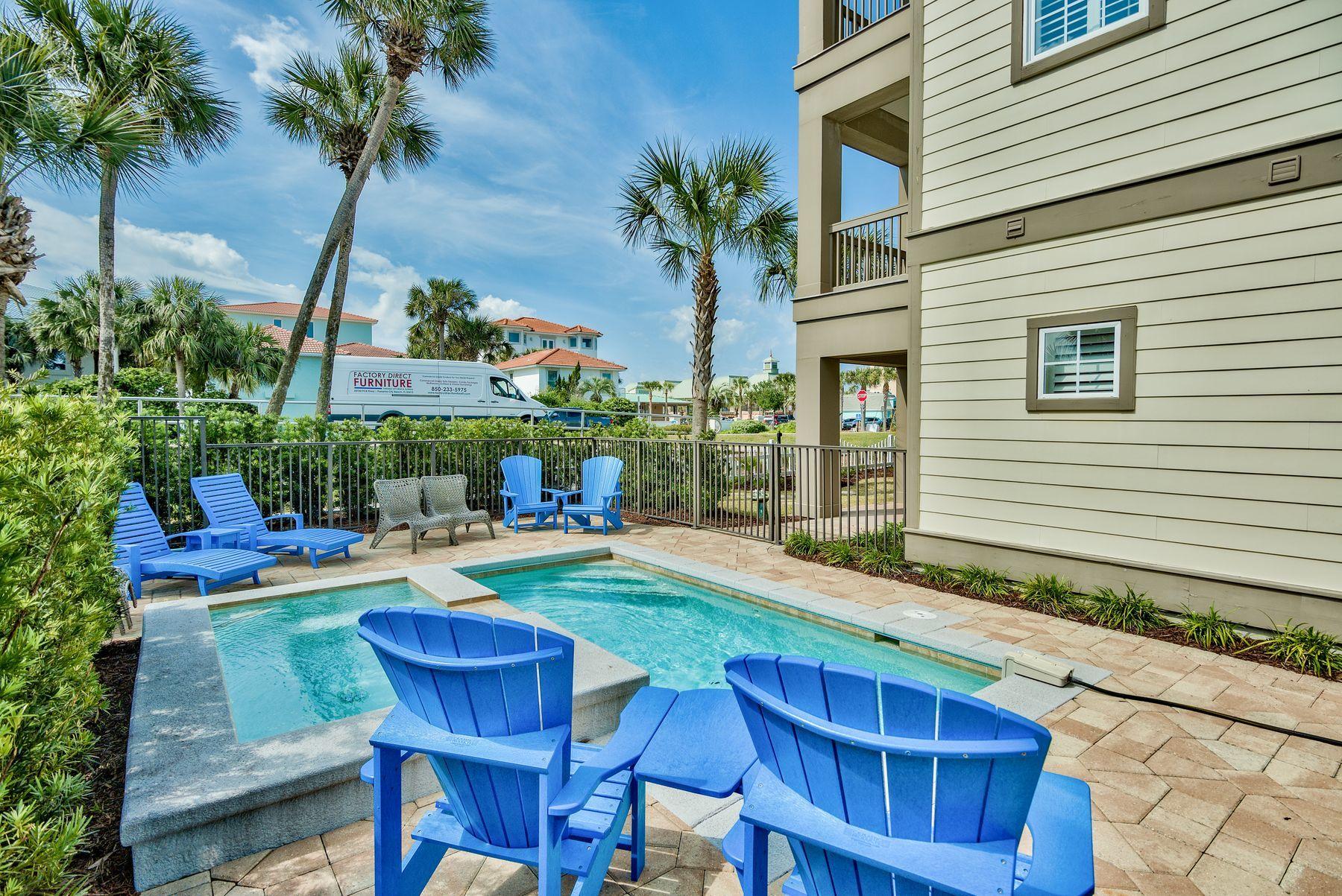 Crystal Shores - Residential