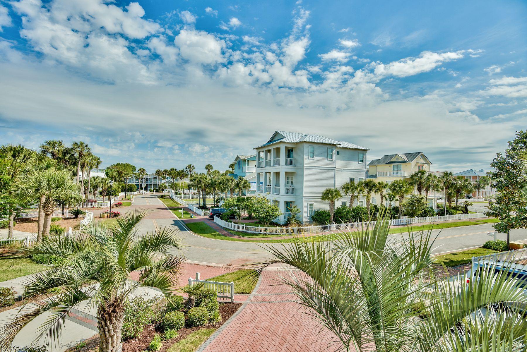 Crystal Shores - Residential