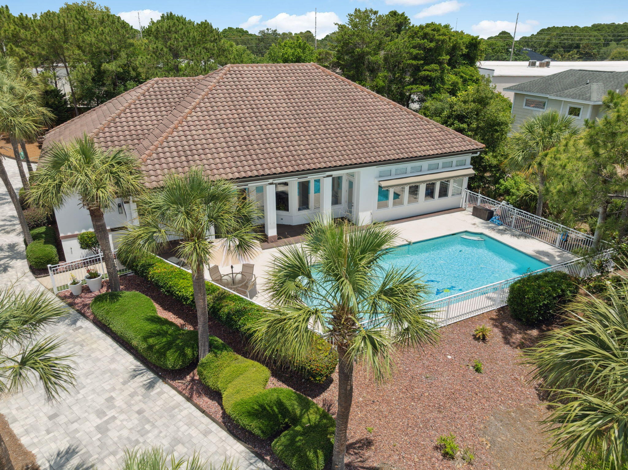GULF PINES - Residential