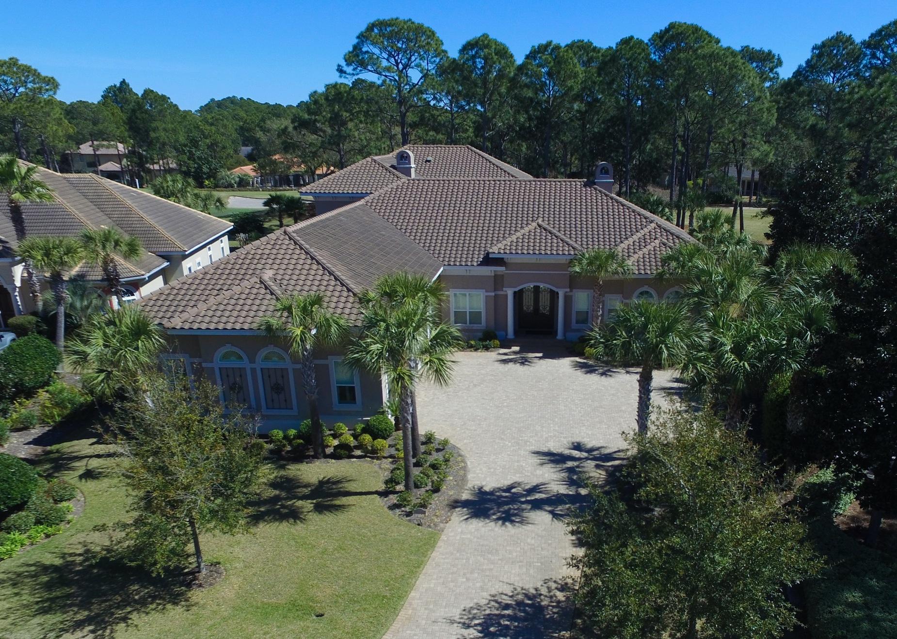 ISLAND GREEN - Residential