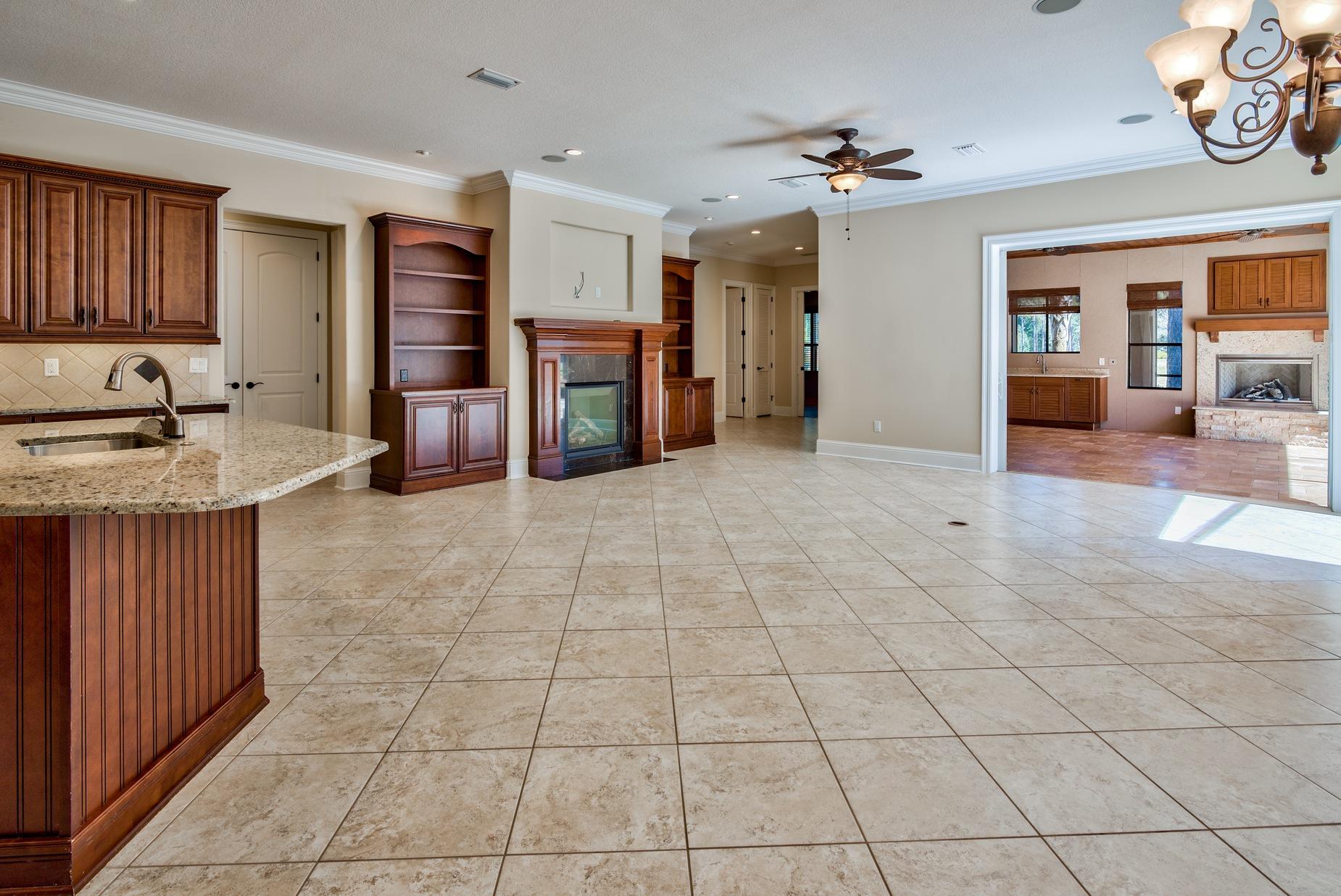 ISLAND GREEN - Residential