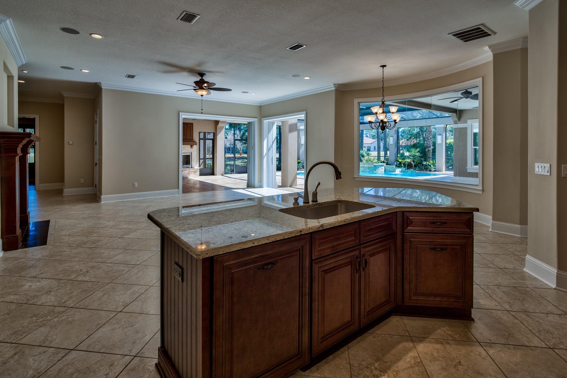 ISLAND GREEN - Residential