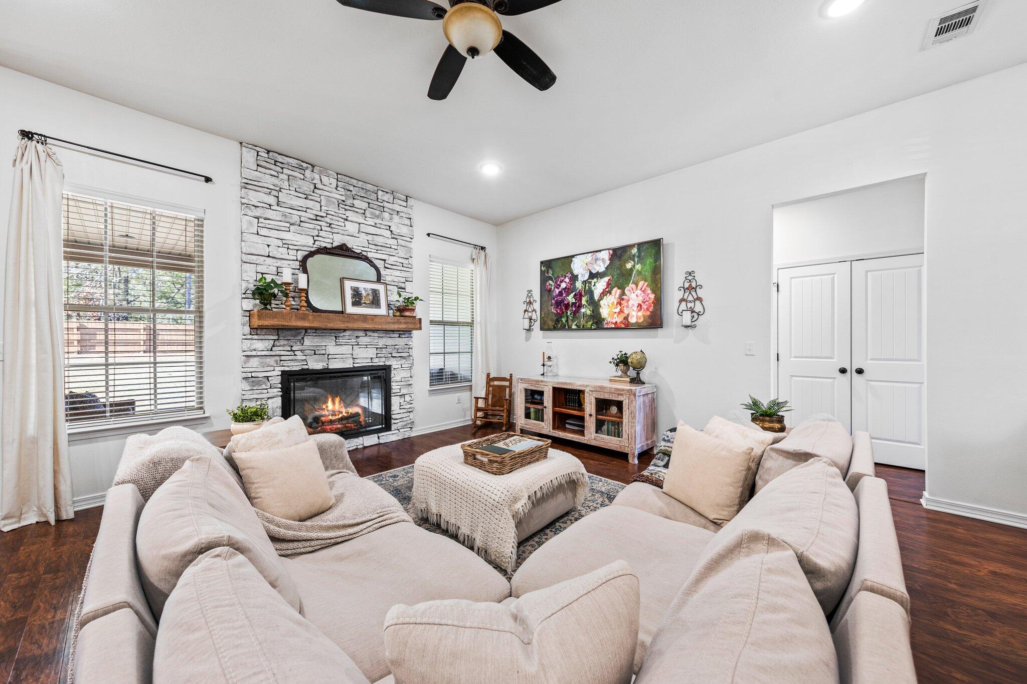 TIMBERLAND RIDGE - Residential