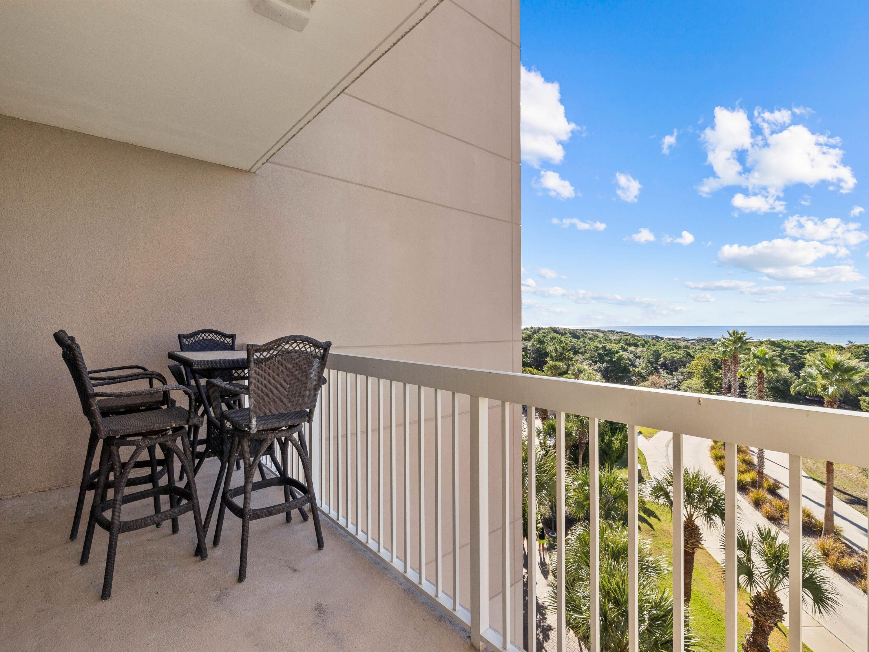 SUMMIT AT TOPS'L (THE) - Residential