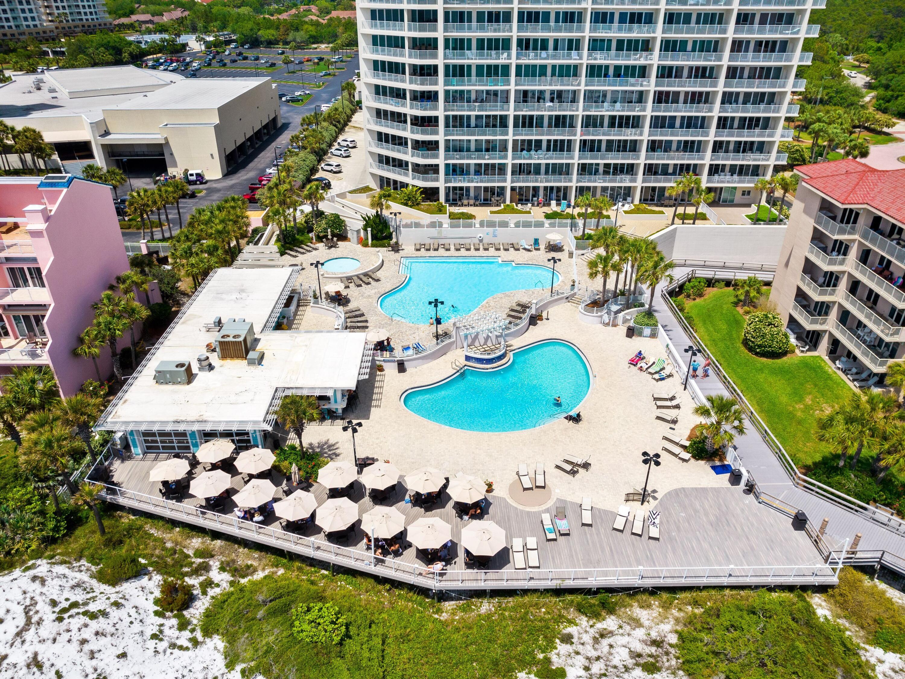 SUMMIT AT TOPS'L (THE) - Residential