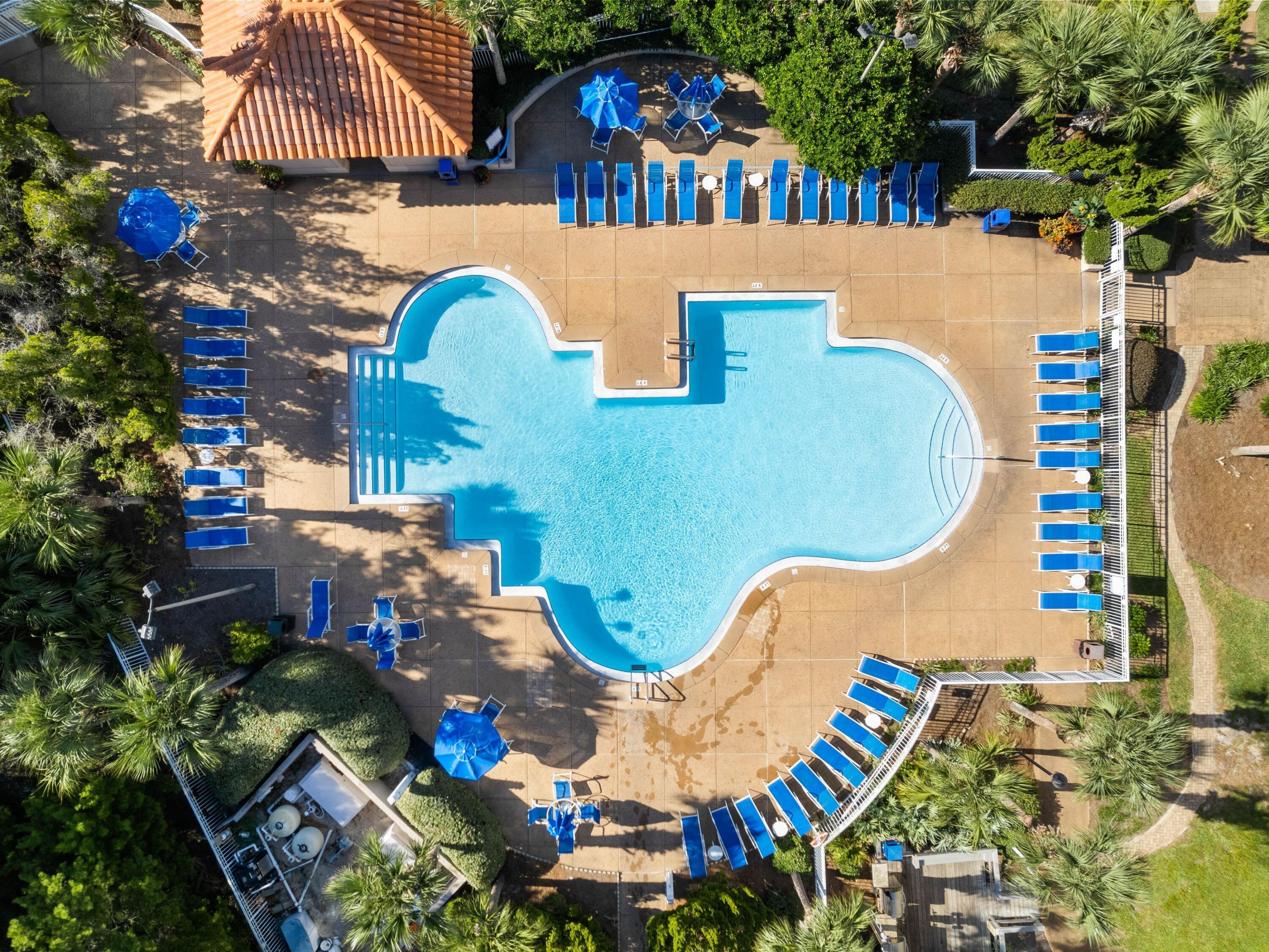 SUMMIT AT TOPS'L (THE) - Residential