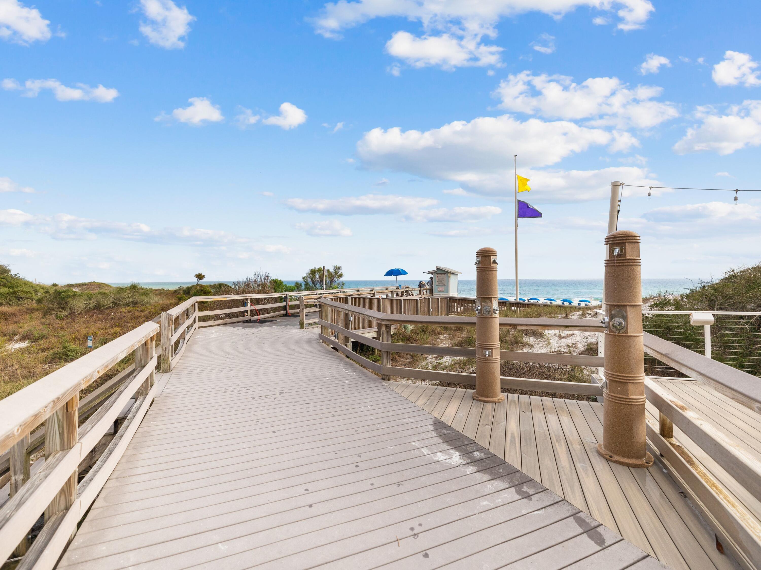 SUMMIT AT TOPS'L (THE) - Residential