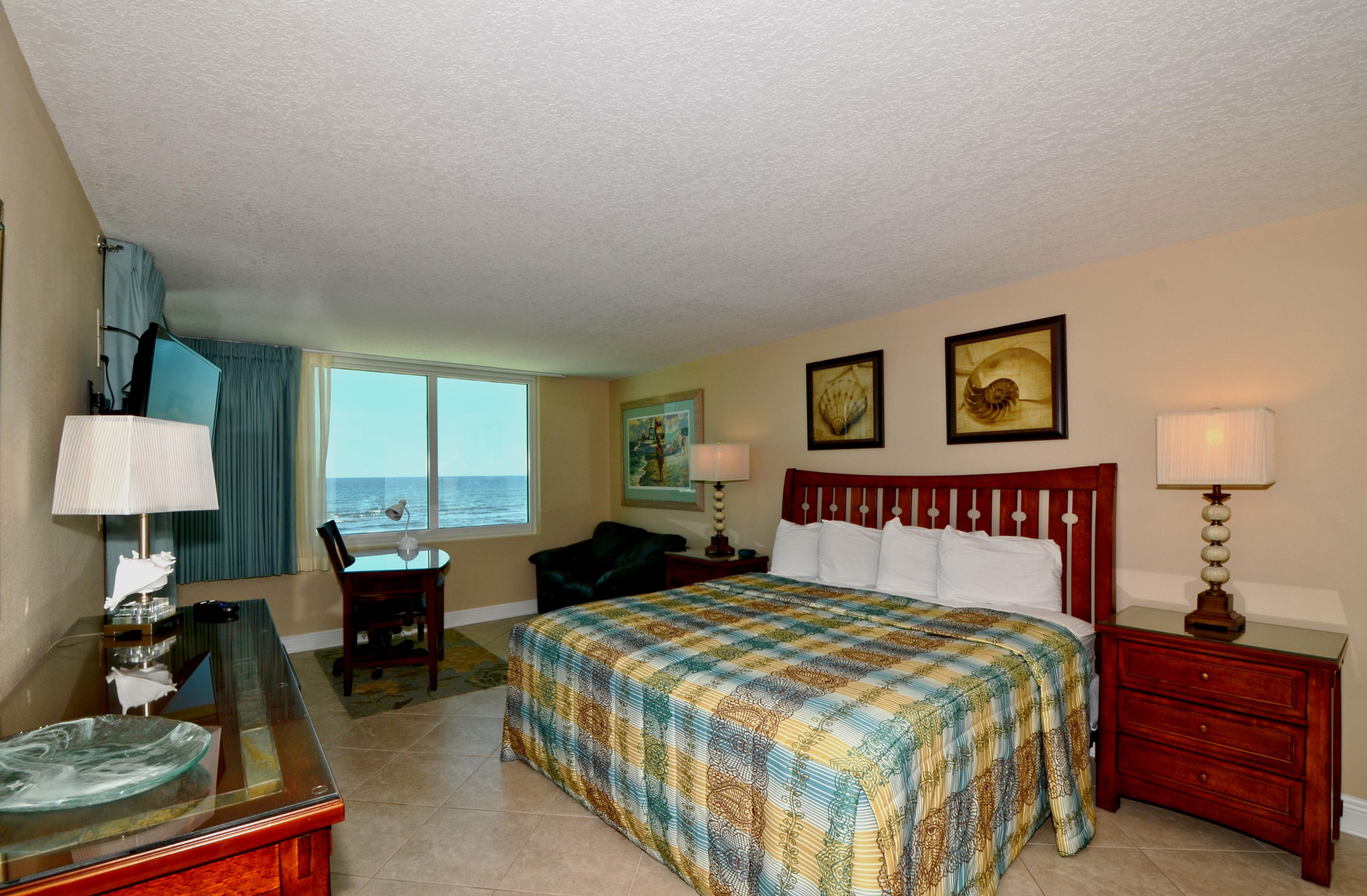 BREAKERS OF FWB PH II - Residential