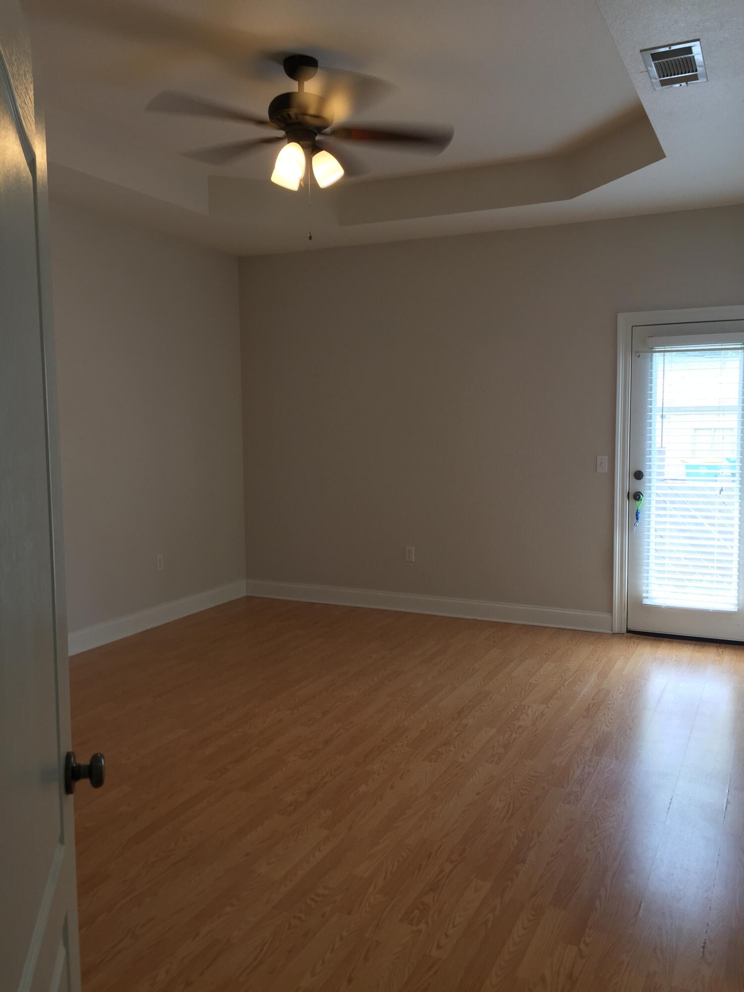 TANAGER OAKS - Residential Lease