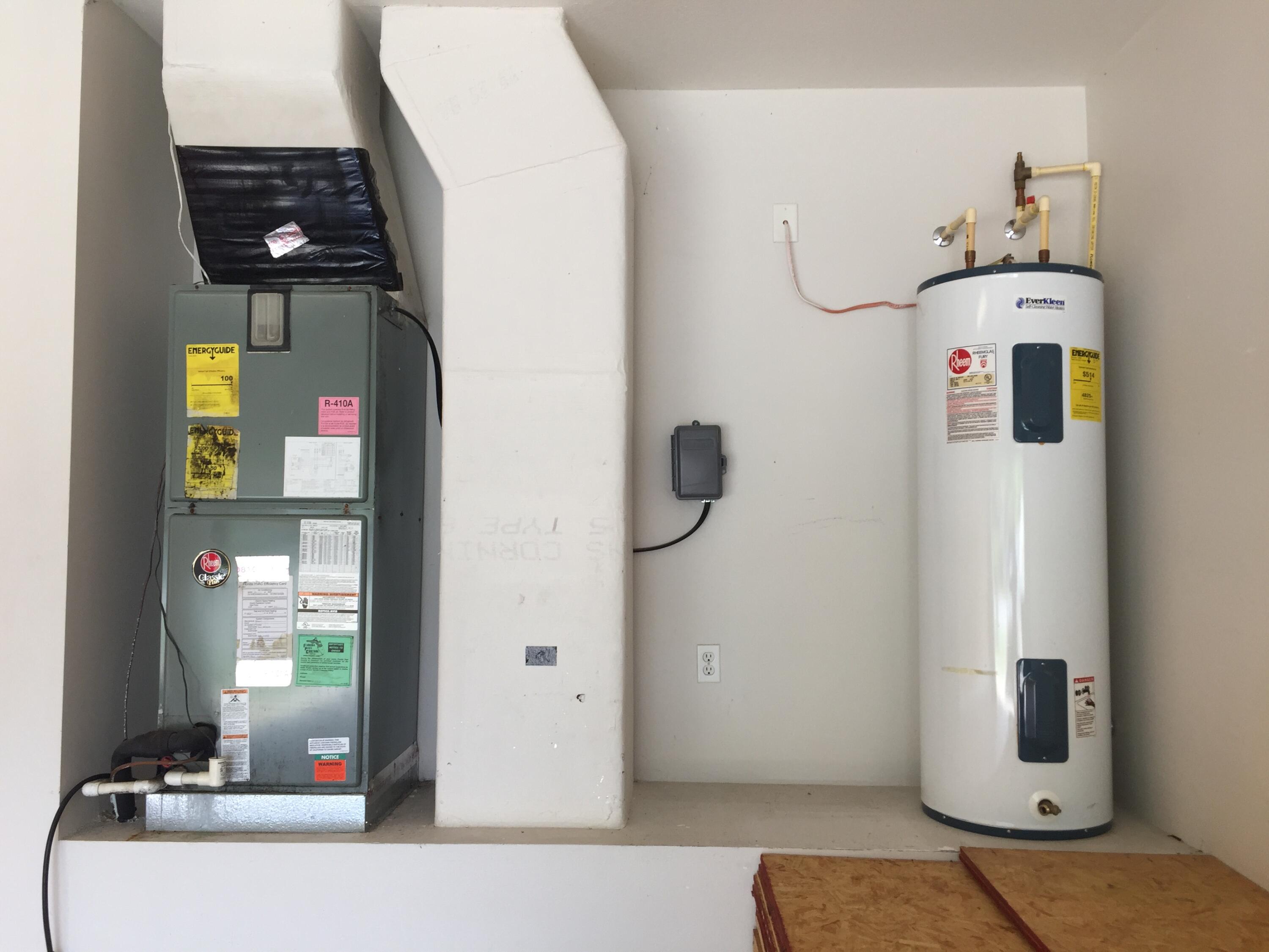 TANAGER OAKS - Residential Lease