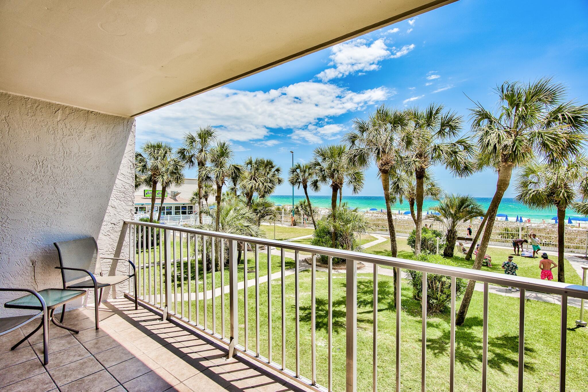 SUMMIT CONDOMINIUM, THE - Residential