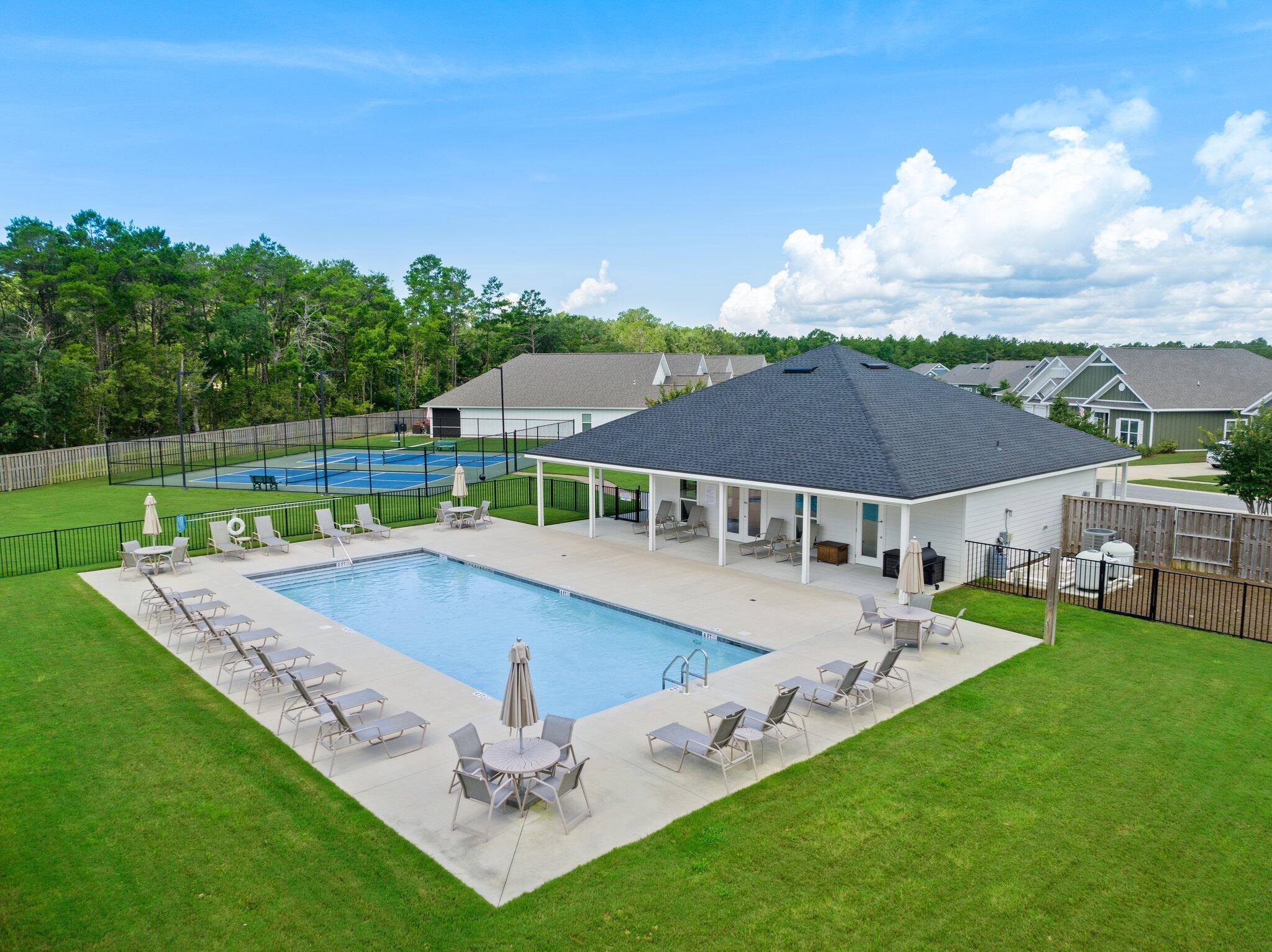 HAMMOCK BAY - FIREFLY - Residential