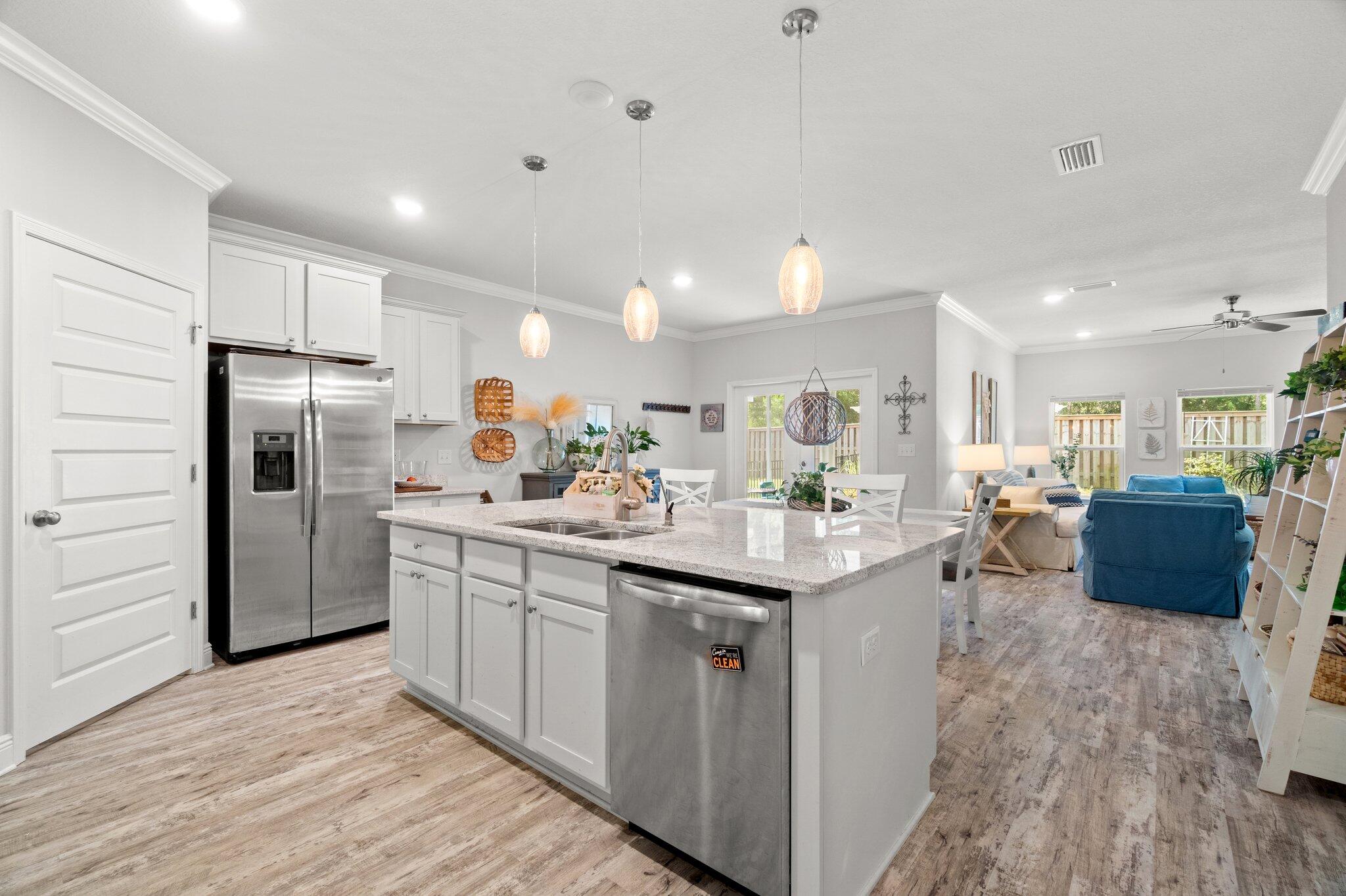 HAMMOCK BAY - FIREFLY - Residential