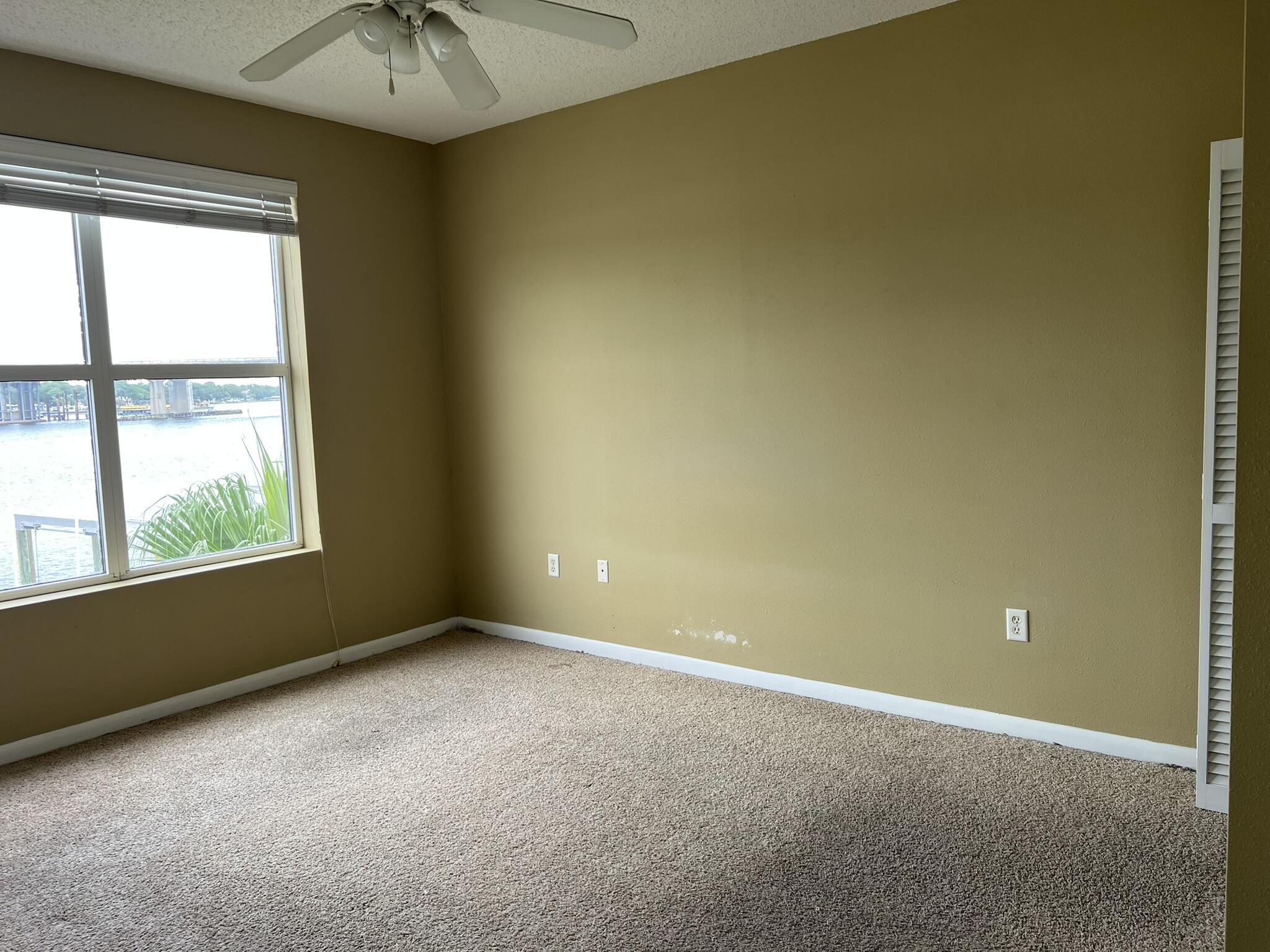 PALM COURT YACHT CLUB - Residential