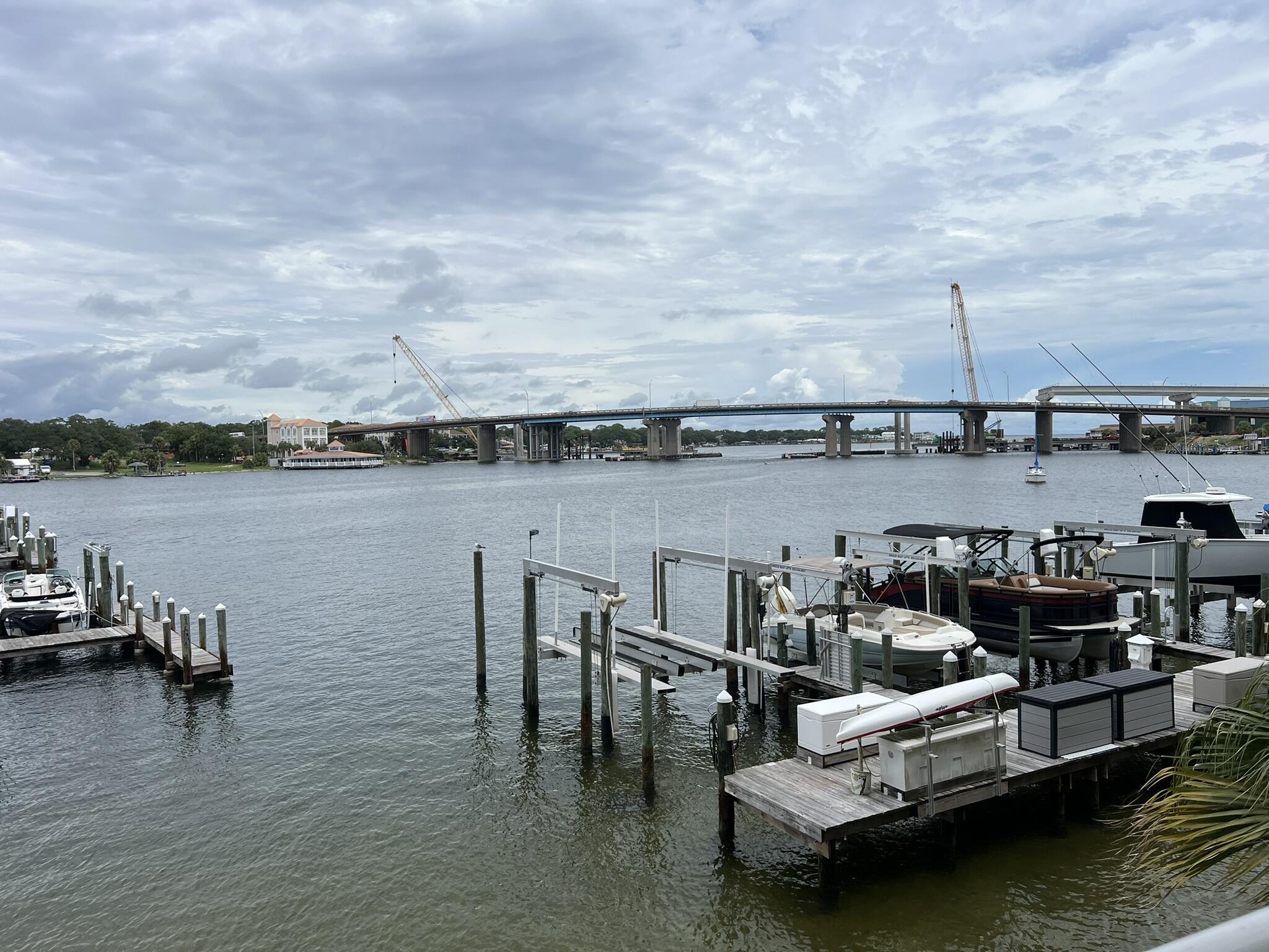 PALM COURT YACHT CLUB - Residential