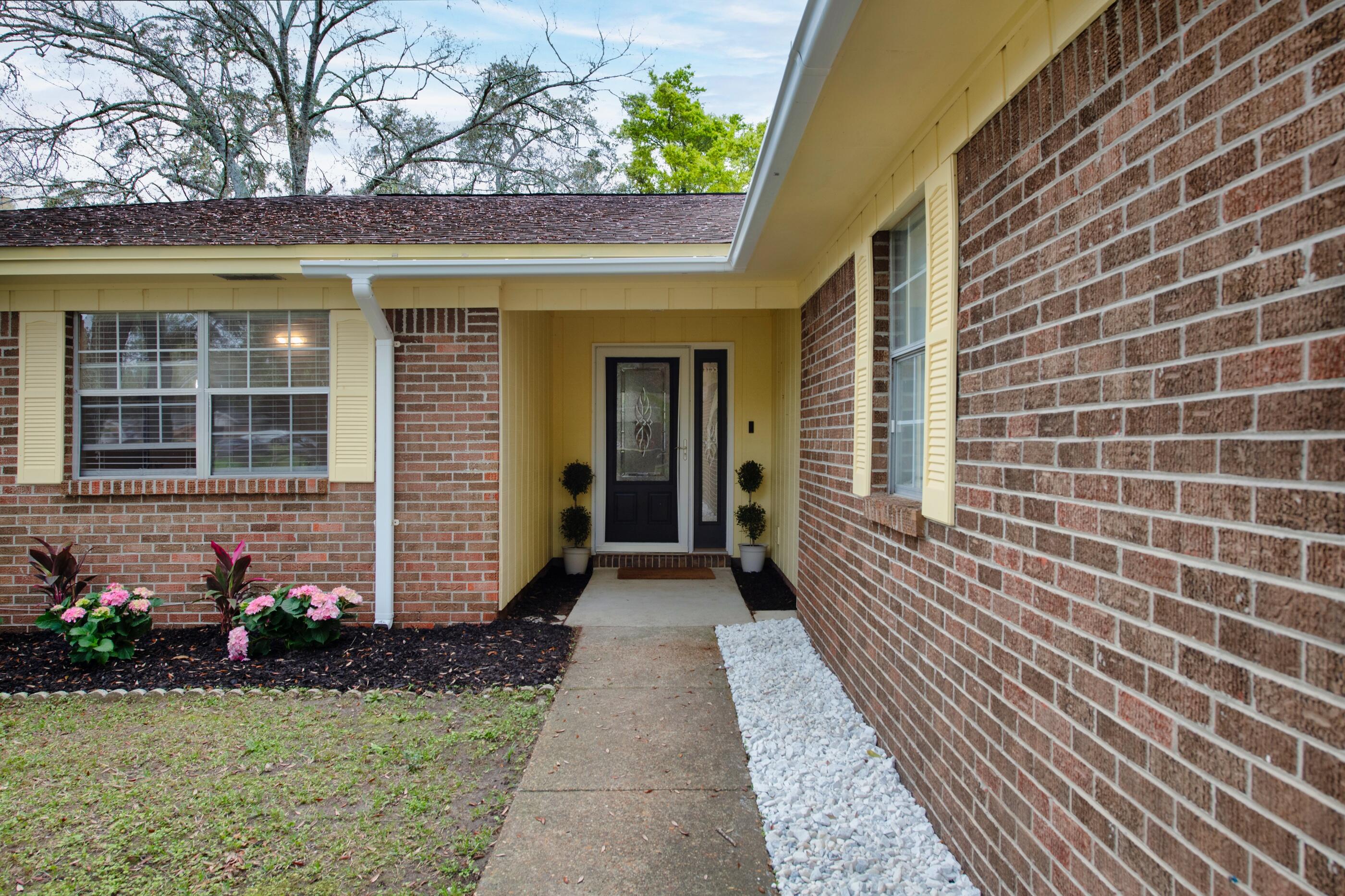 FOREST MANOR 1ST ADDN - Residential