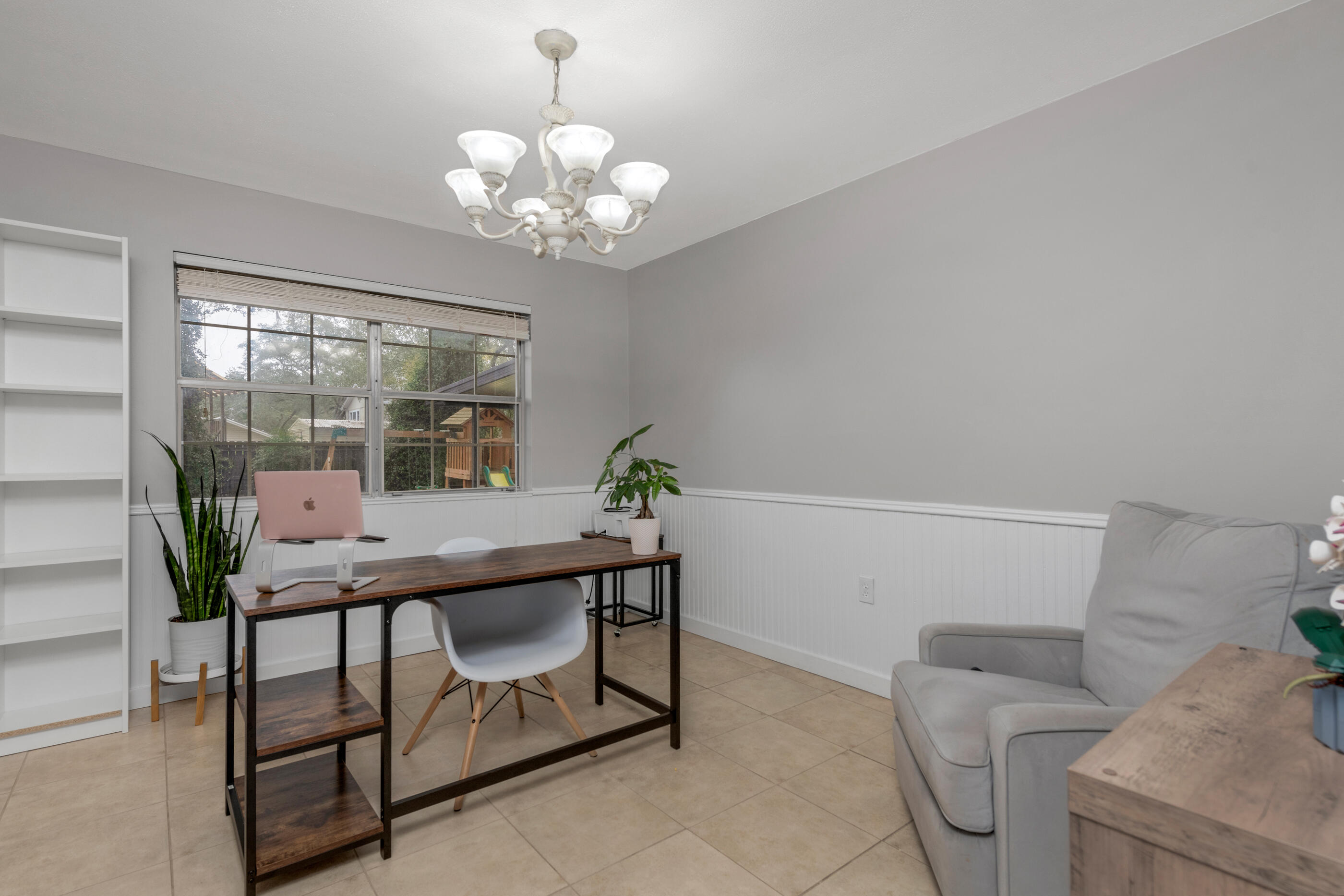 FOREST MANOR 1ST ADDN - Residential