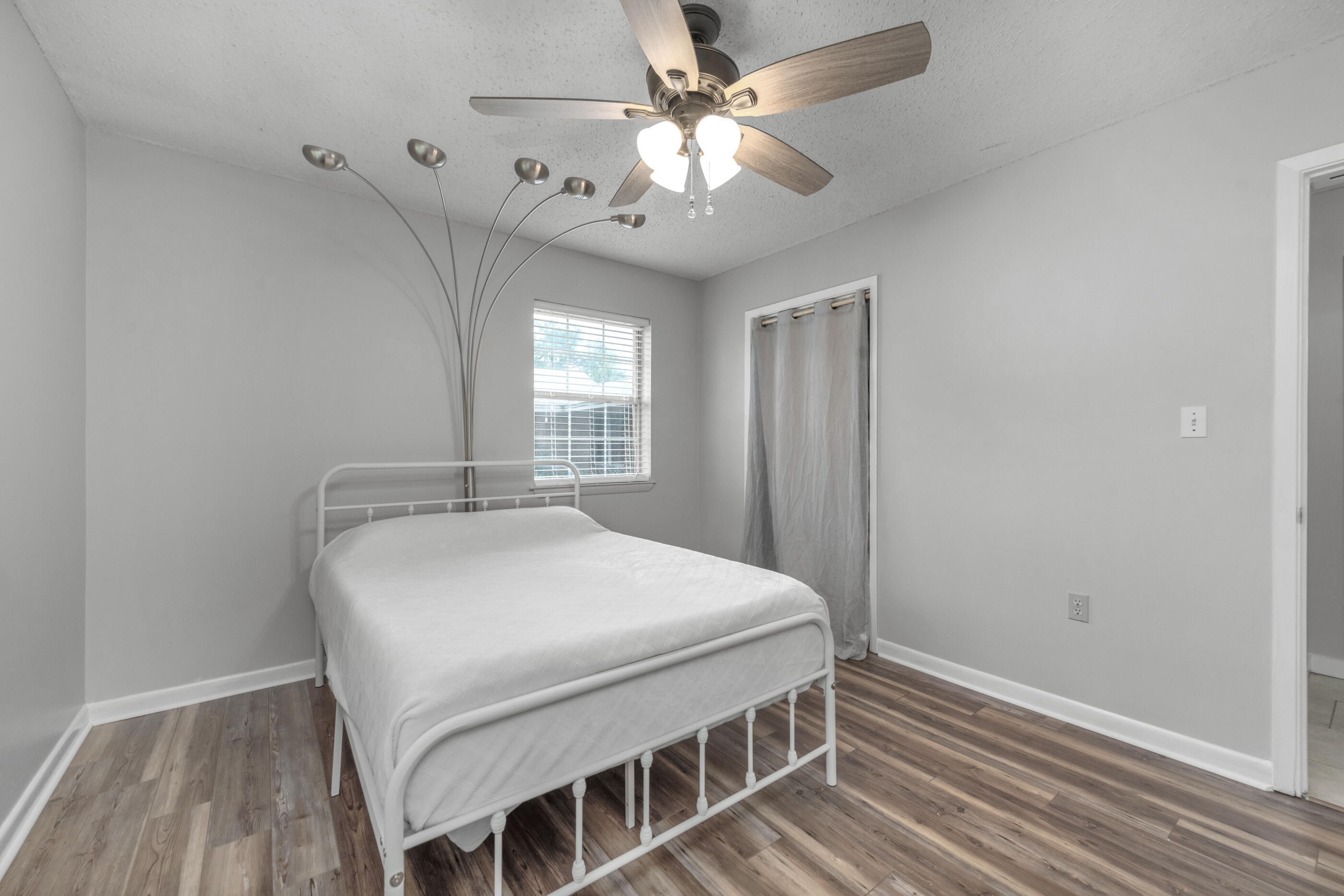 FOREST MANOR 1ST ADDN - Residential