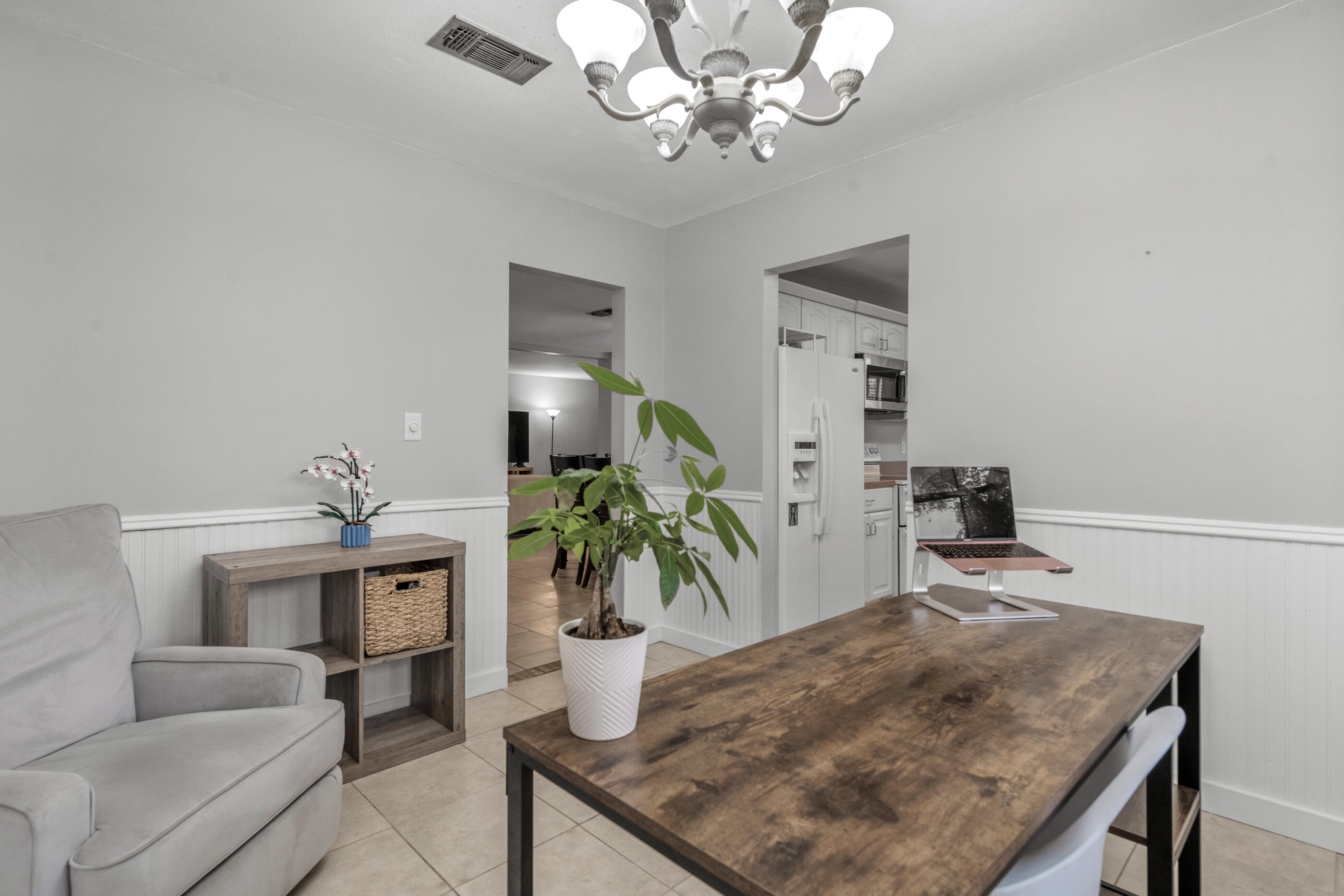 FOREST MANOR 1ST ADDN - Residential