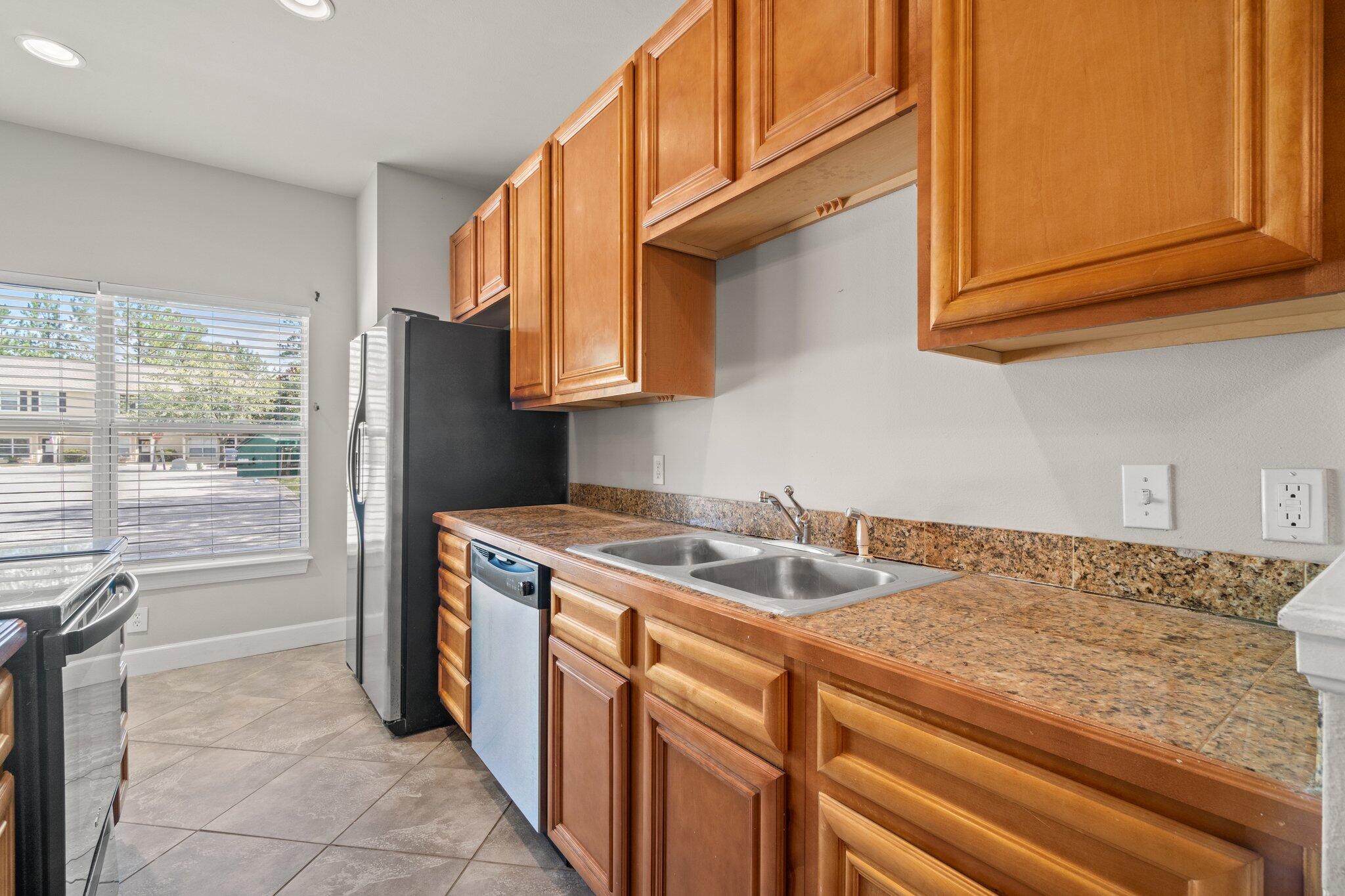 palms of Freeport - Residential Lease