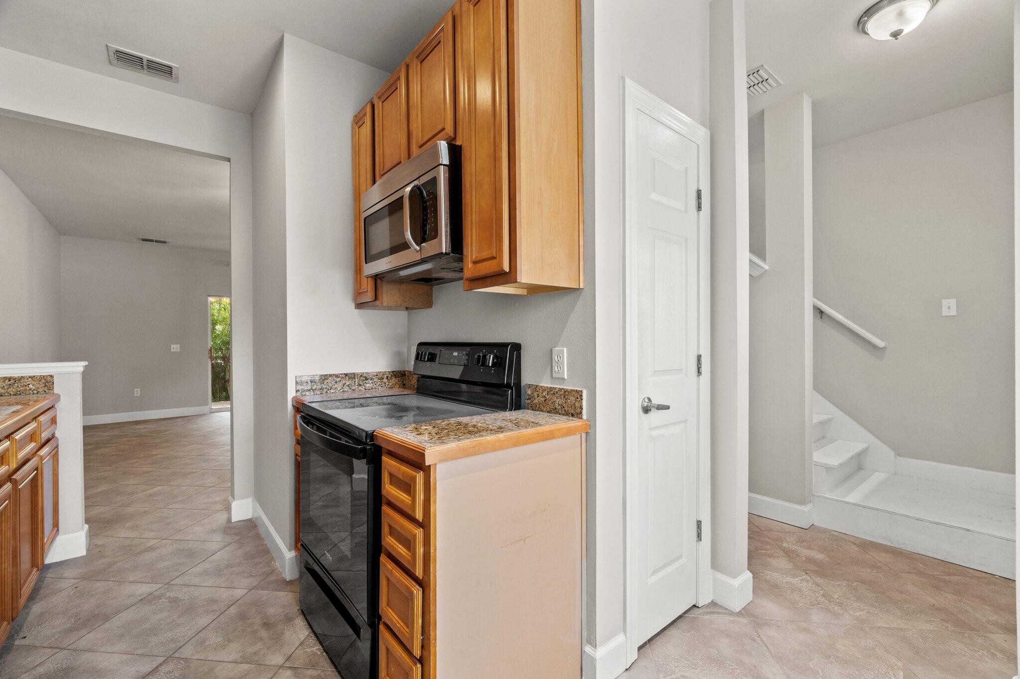 palms of Freeport - Residential Lease