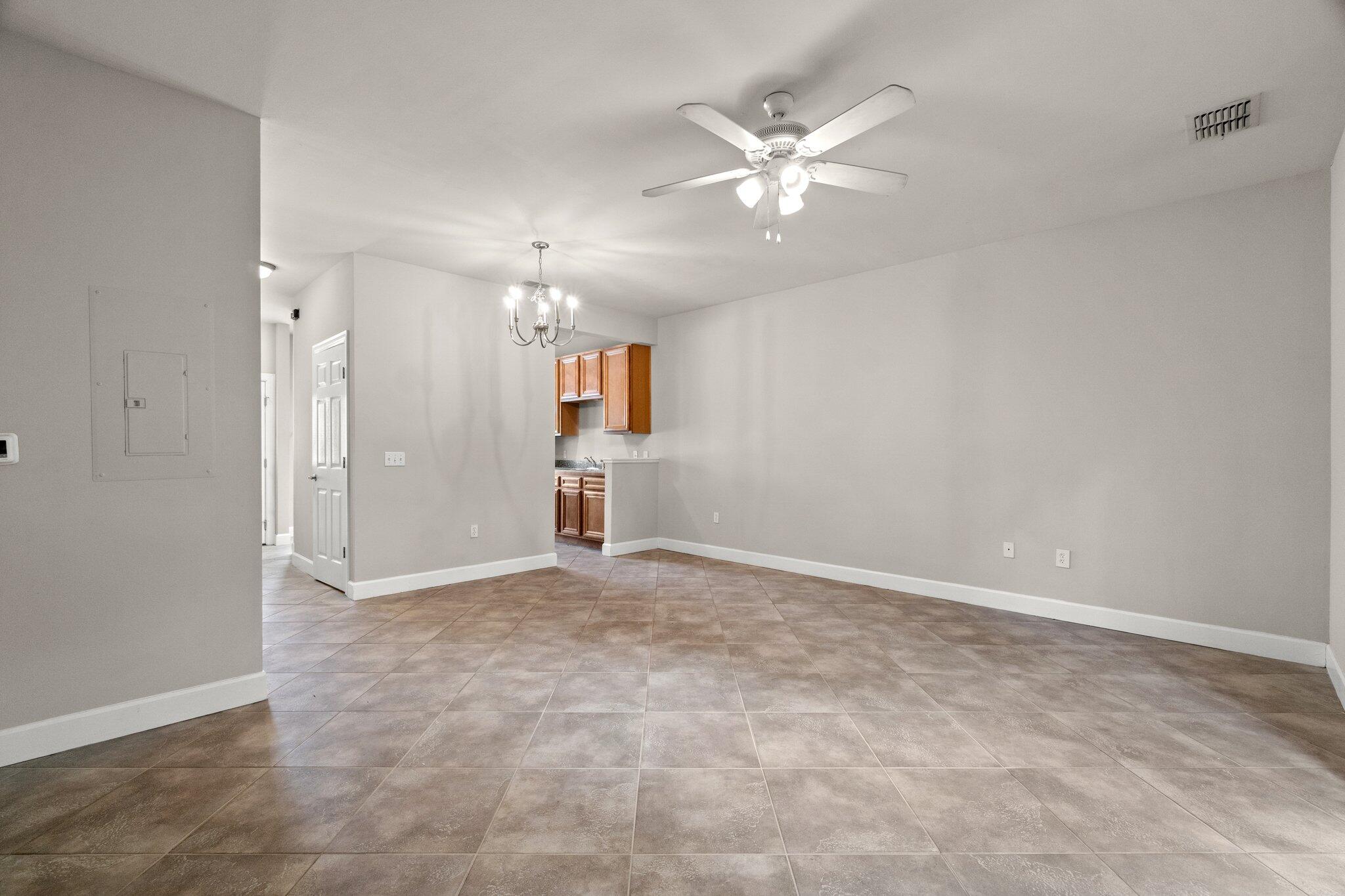 palms of Freeport - Residential Lease