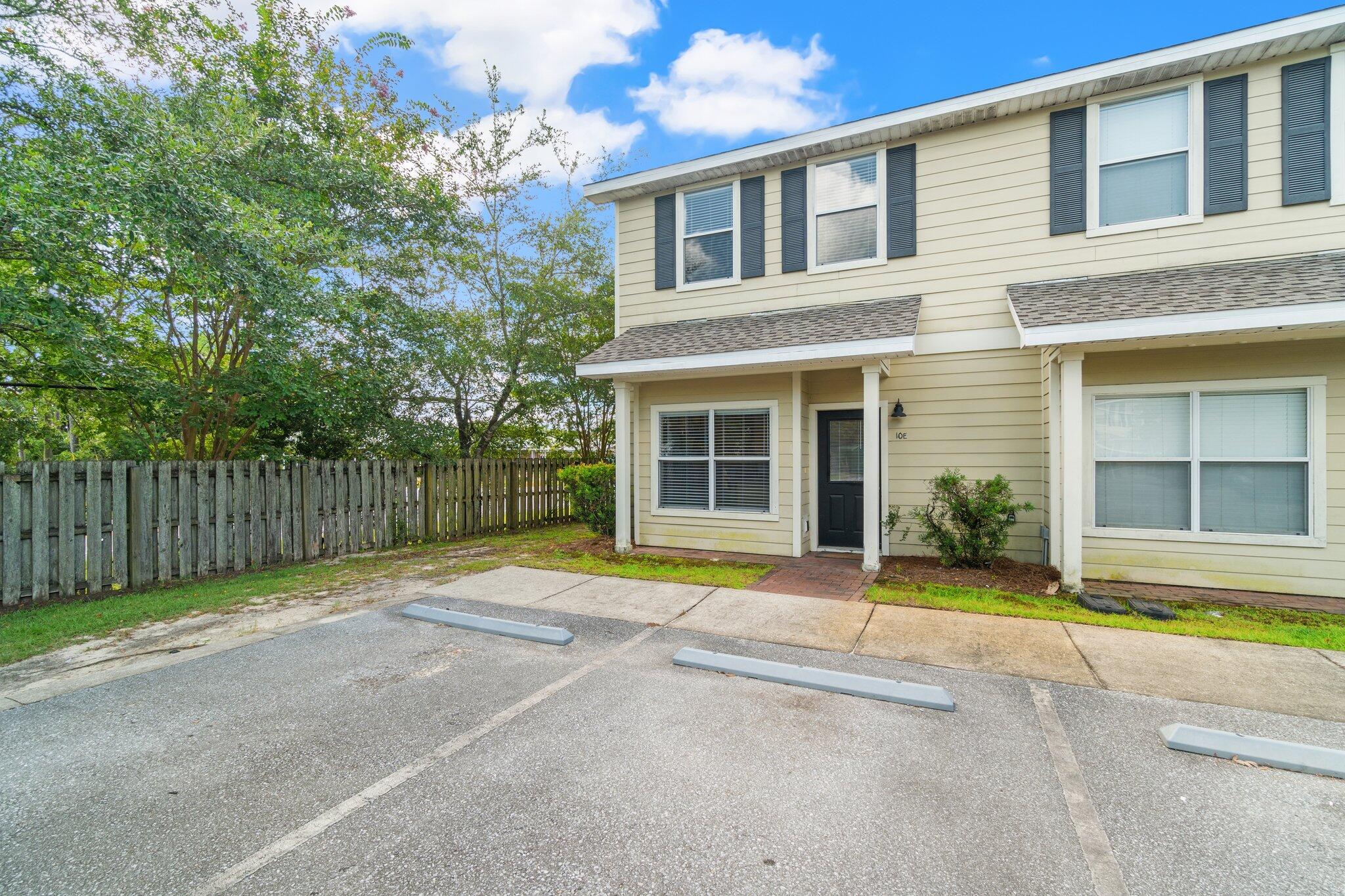 palms of Freeport - Residential Lease