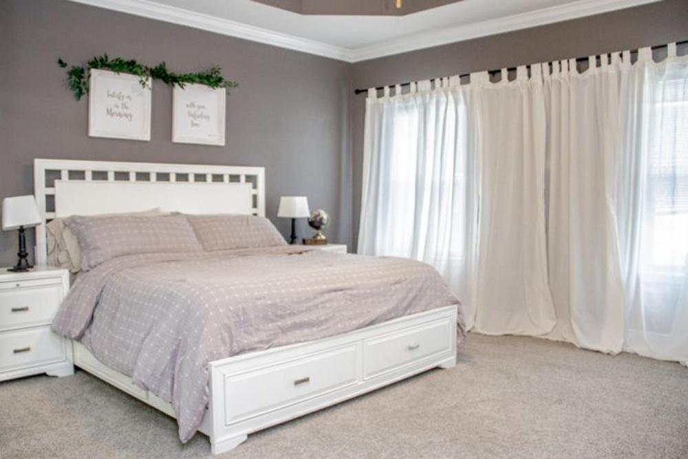 AUTUMN WOODS - Residential