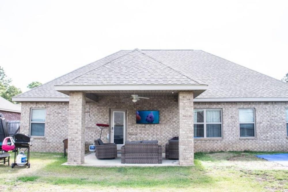 AUTUMN WOODS - Residential