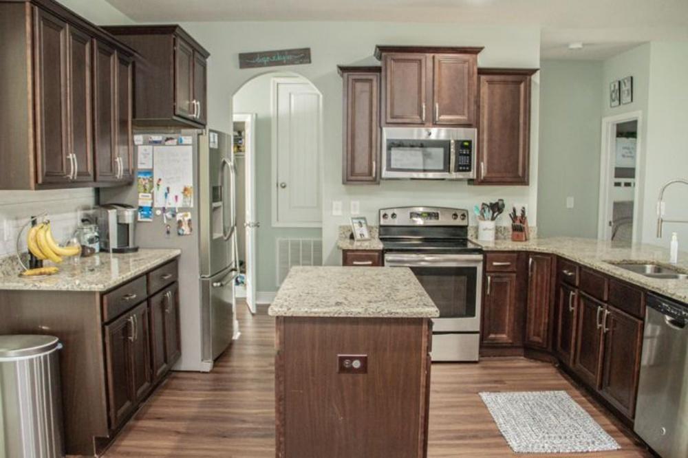 AUTUMN WOODS - Residential