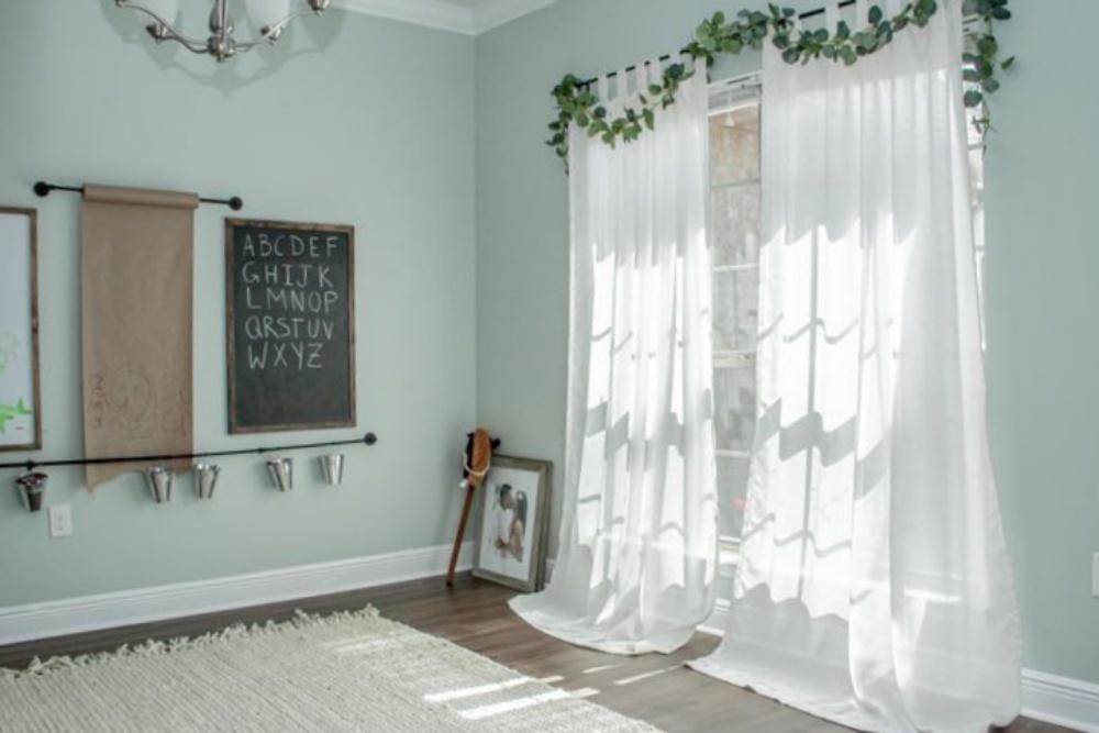 AUTUMN WOODS - Residential