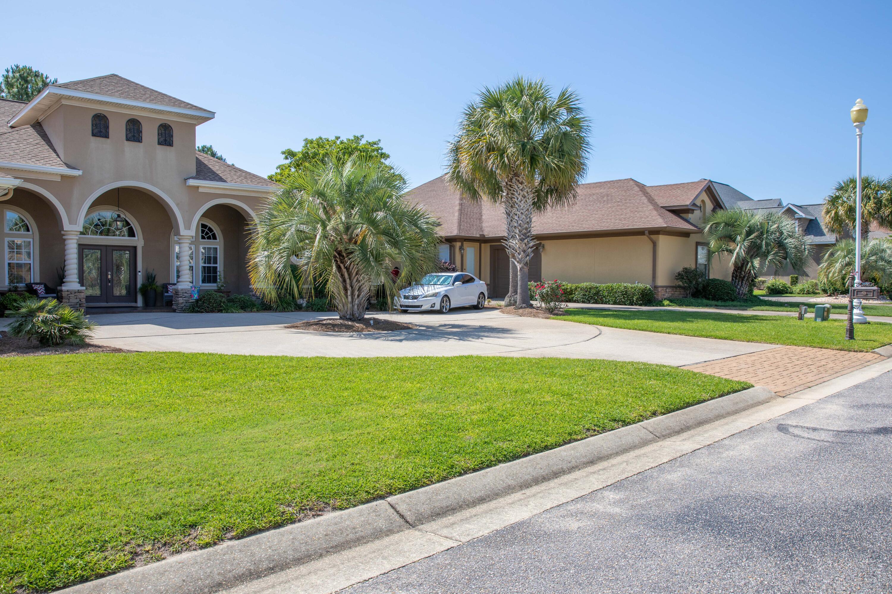 LA FONTAINE PHASE 1 - Land