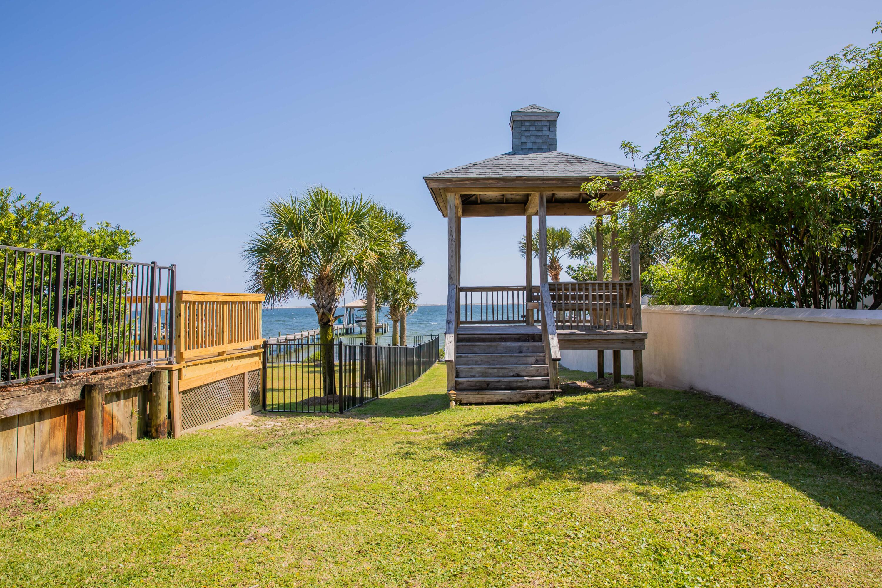 LA FONTAINE PHASE 1 - Land