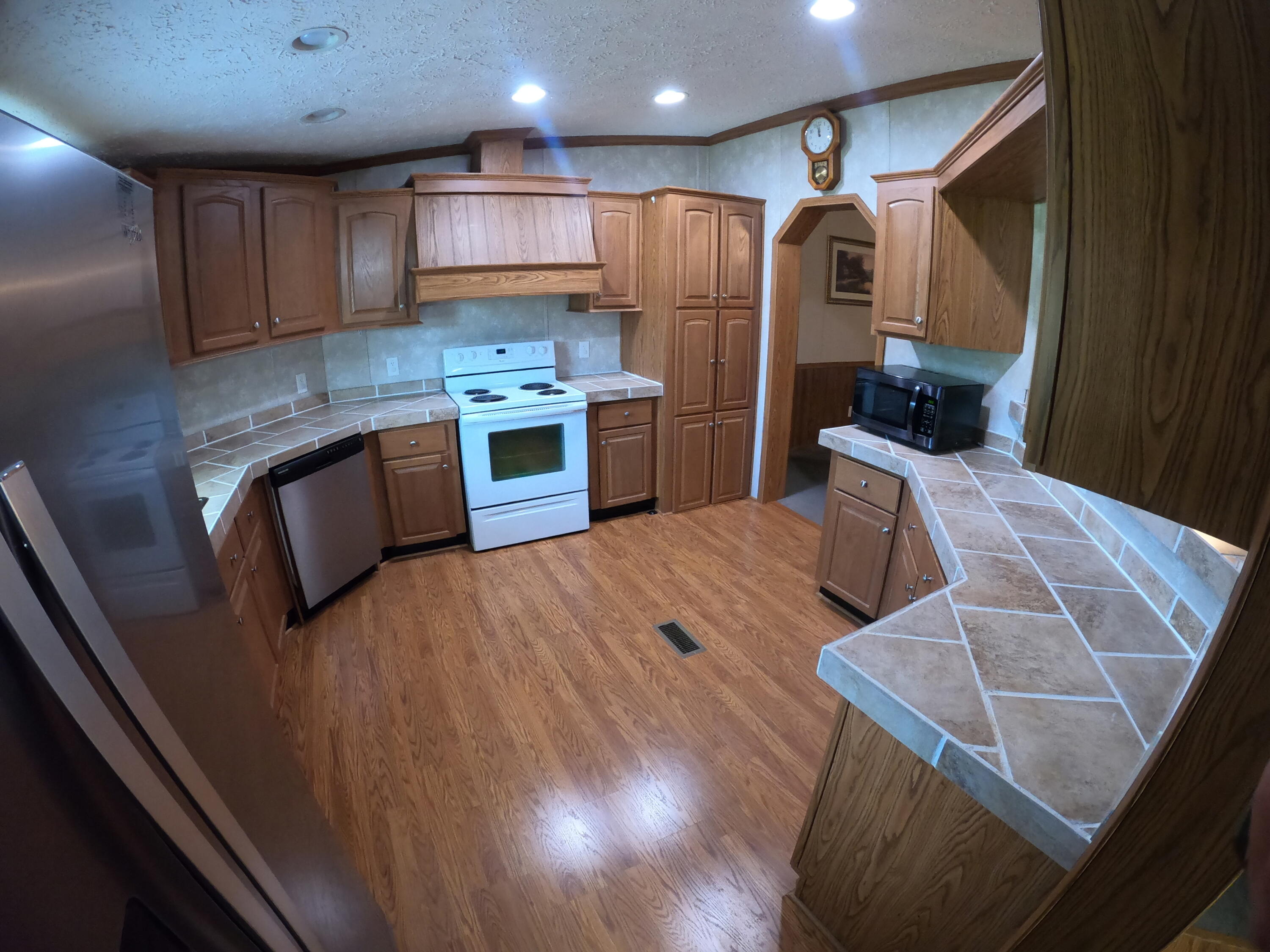 M/H NORTH (221000.10) - Residential