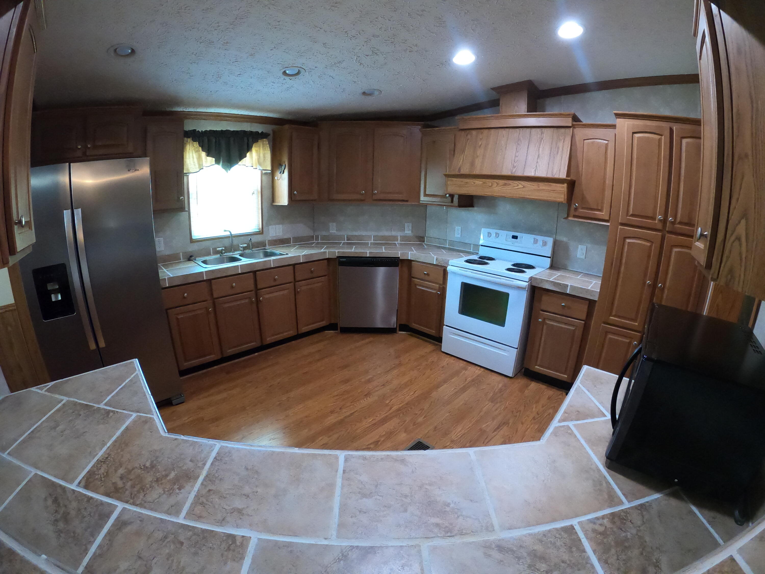 M/H NORTH (221000.10) - Residential